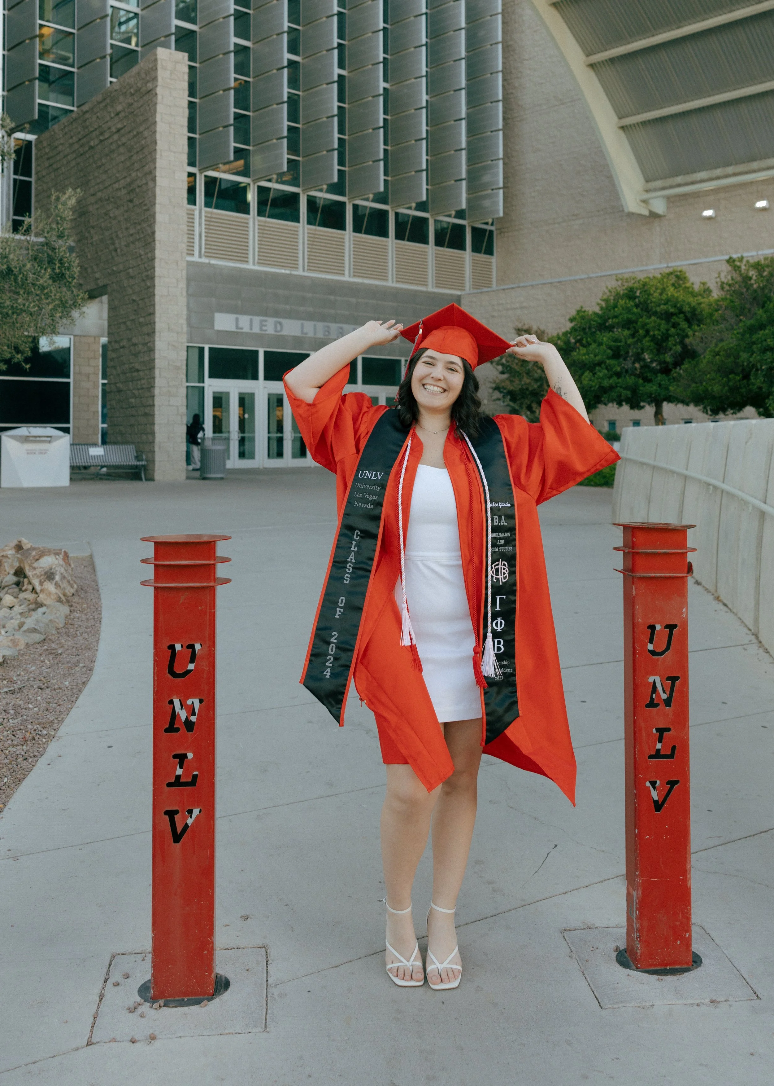 UNLV Graduation Photos | Las Vegas - Meliyah D Photography 