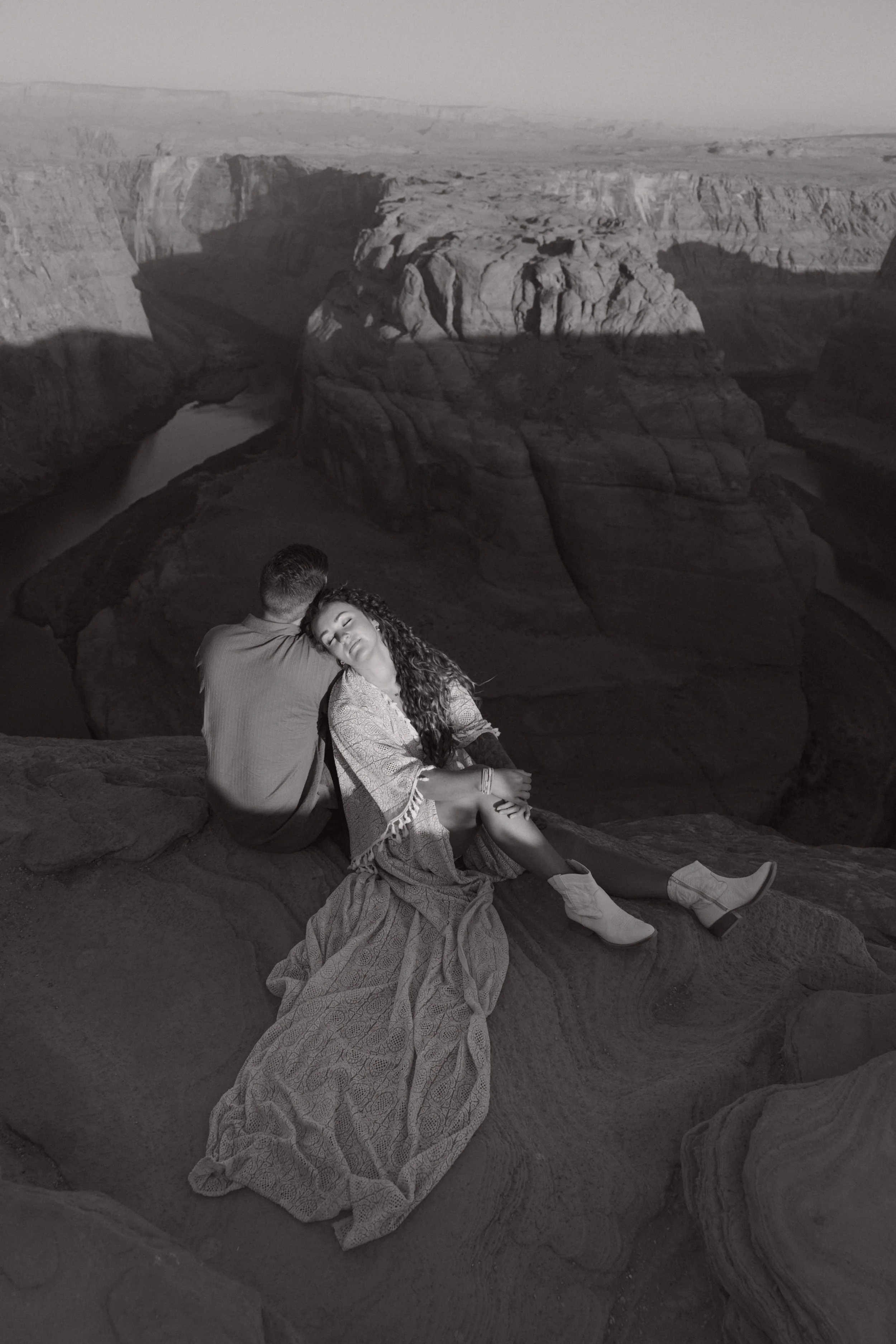 Horseshoe Bend Couples Session | AZ - Meliyah D Photography