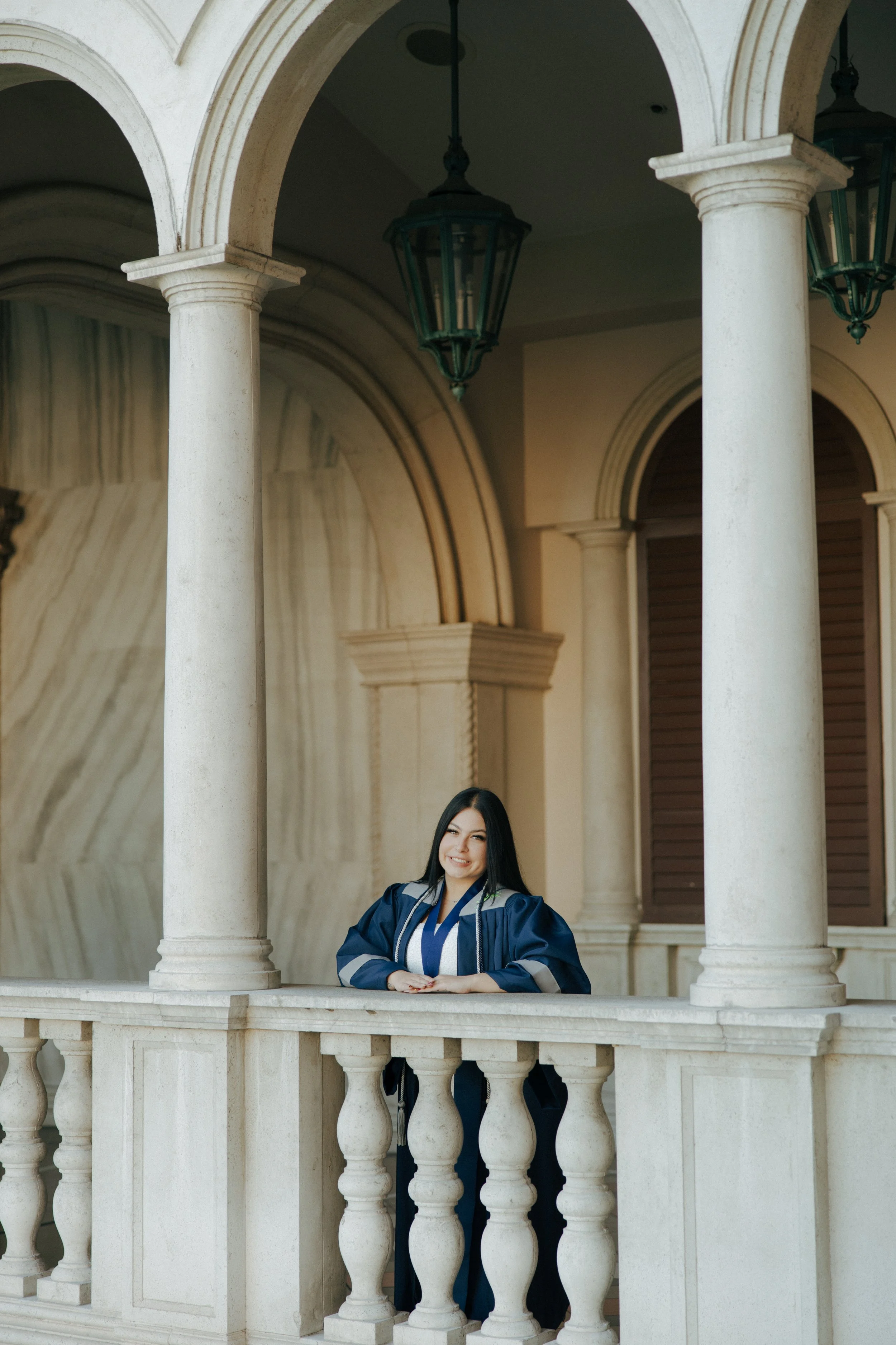 Las Vegas Graduation Photographer | Las Vegas Grad Photos - Meliyah D Photography 