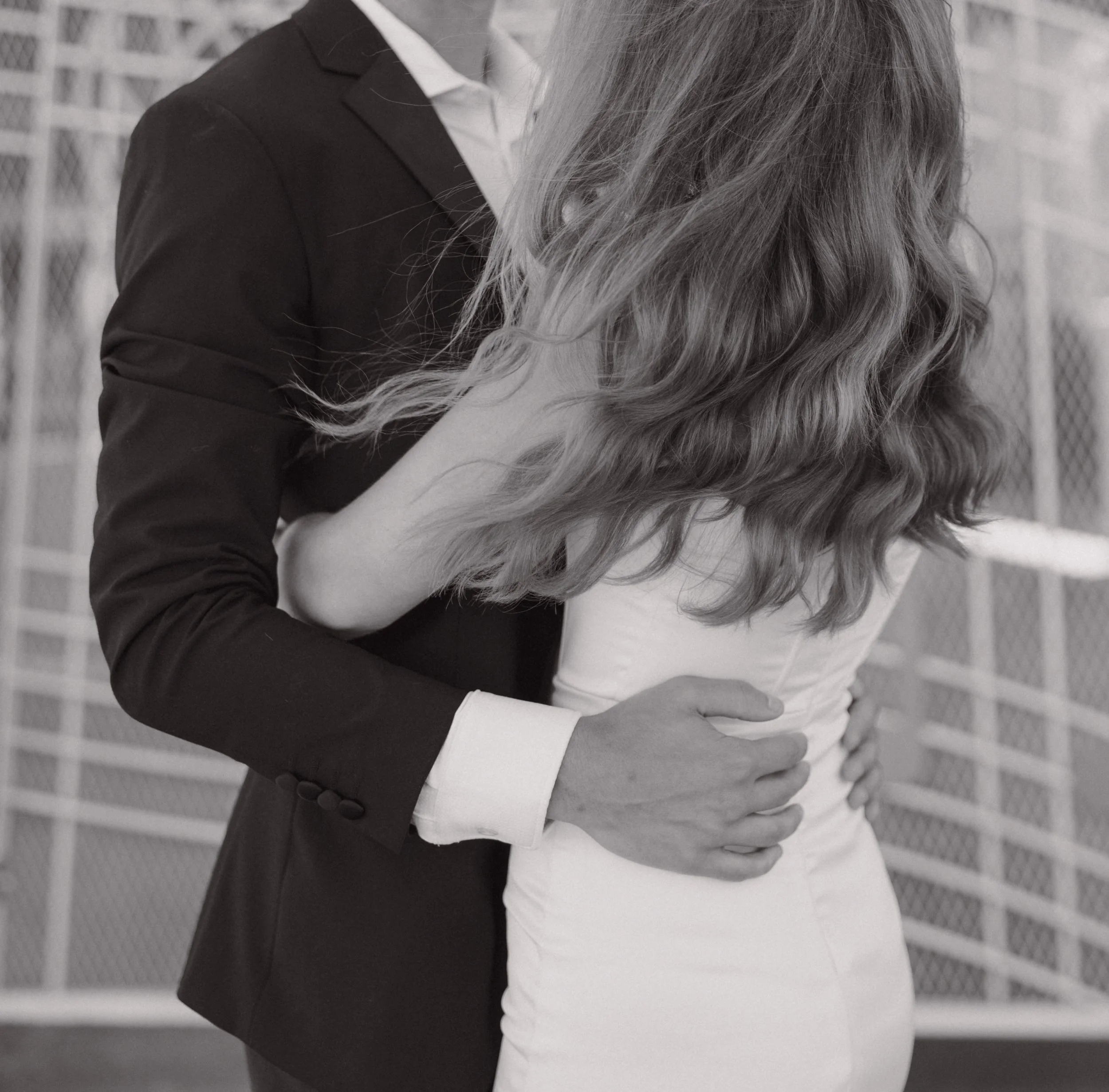 Intimate Elopement photos at The Little White Chapel | Meliyah D Photography