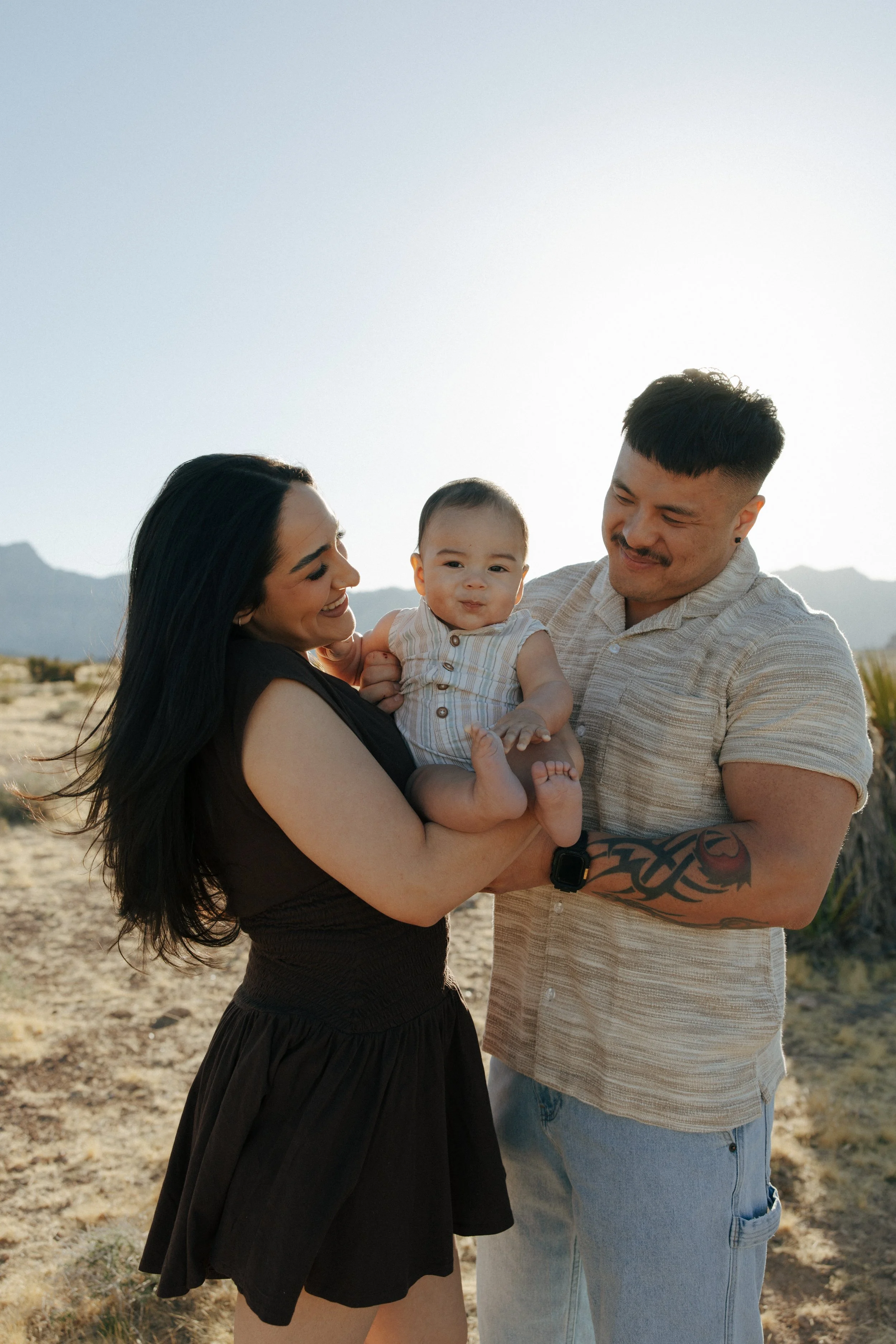 Red Rock Family Portraits | Las Vegas - Meliyah D Photography