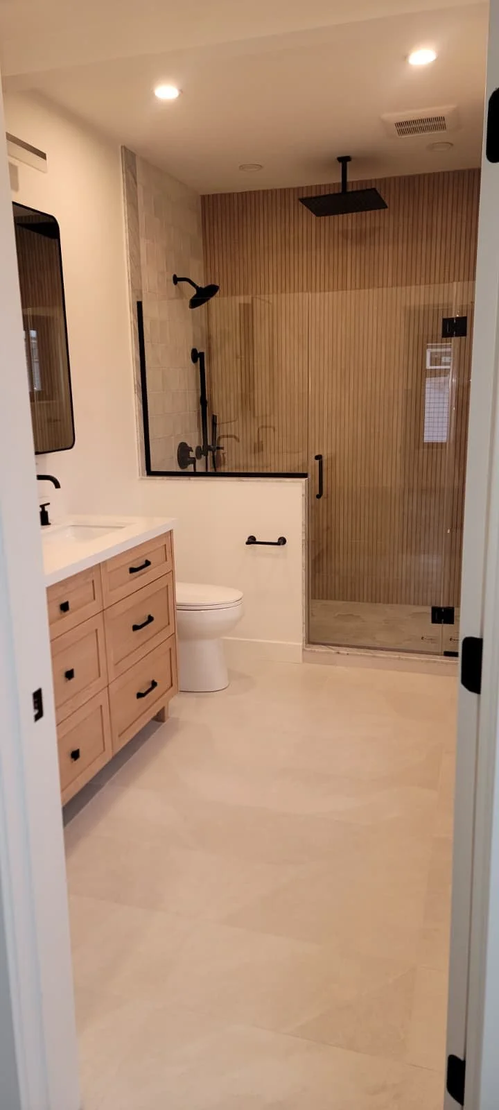 WhatsApp Image 2025-09-16 at 15.57.44_bf8fcee3.jpg