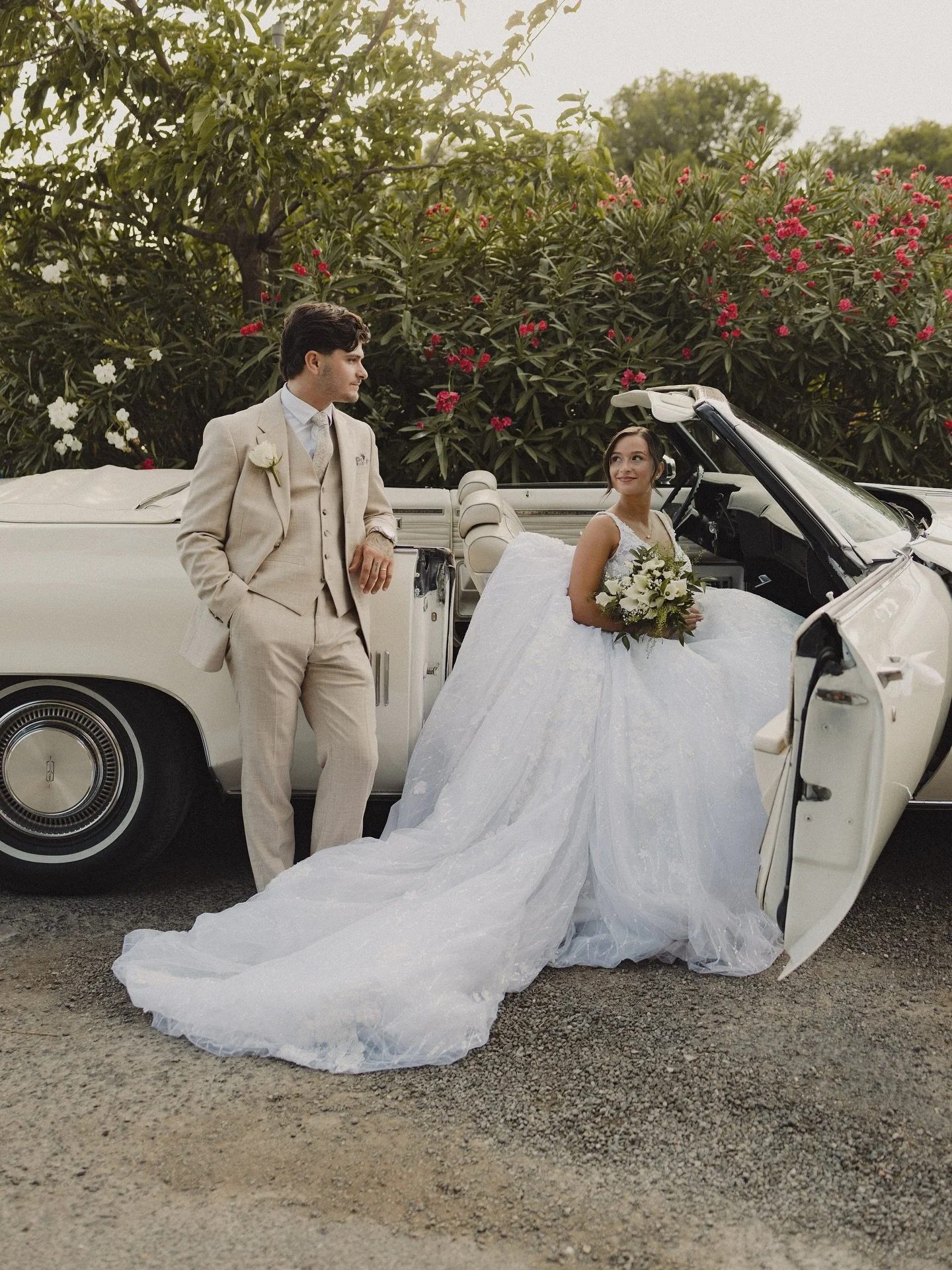 L&eacute;ane &amp; Th&eacute;o ✨🔥

#photographemariage #photographemariageparis #mariageparis #mariage2025 #mariage2026 #mariagenordpasdecalais #organisationmariage #photographemariagelyon #photographemariagemontpellier #photographemariagelille