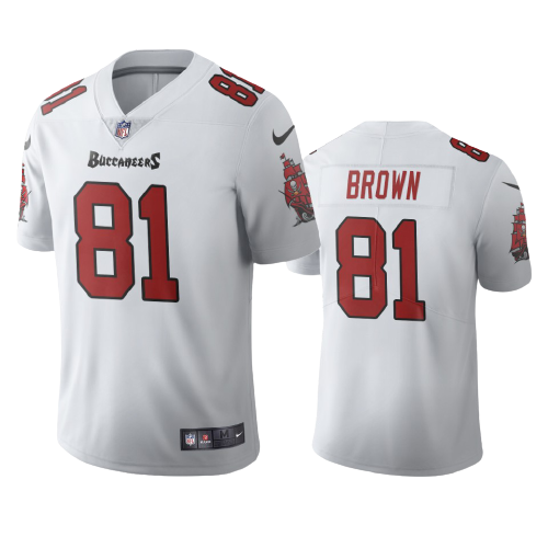 antonio-brown-buccaneers-white-vapor-jersey-removebg-preview.png