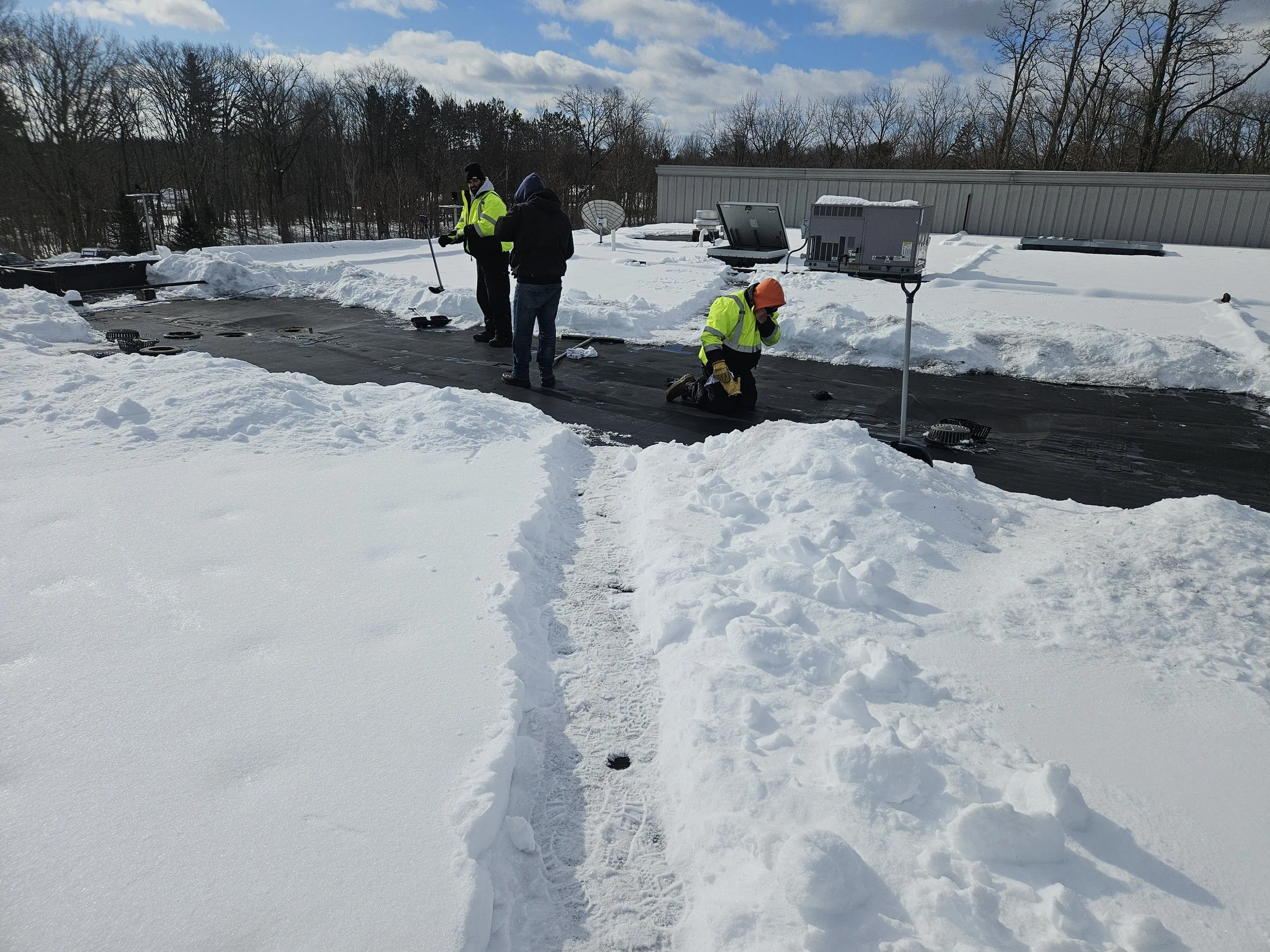 20260204_103226cleared the snow to find leak.jpg