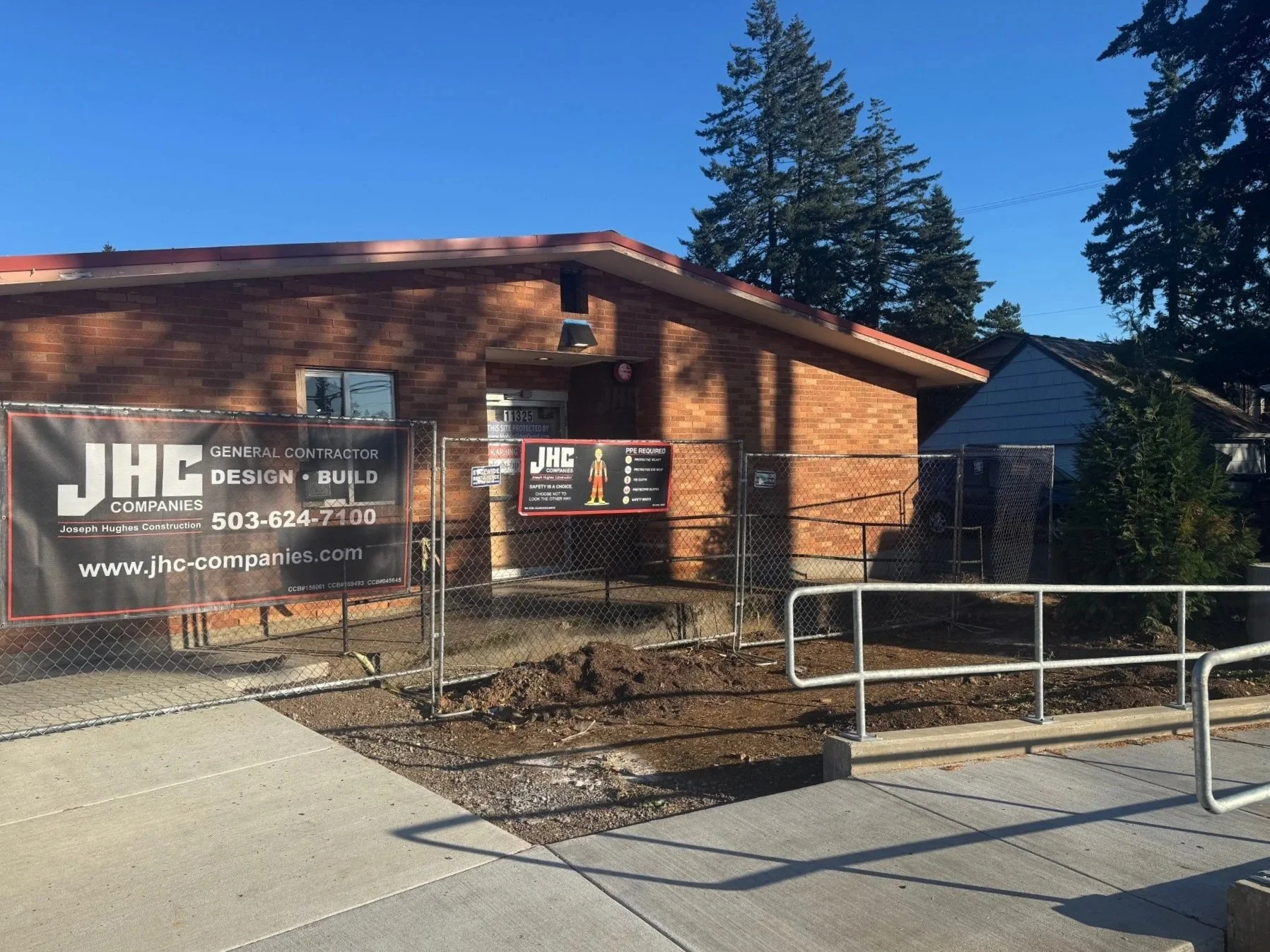 JHC+Companies+Building+Sapphire+Assisted+Living+In+Portland+Oregon+Sign.jpg