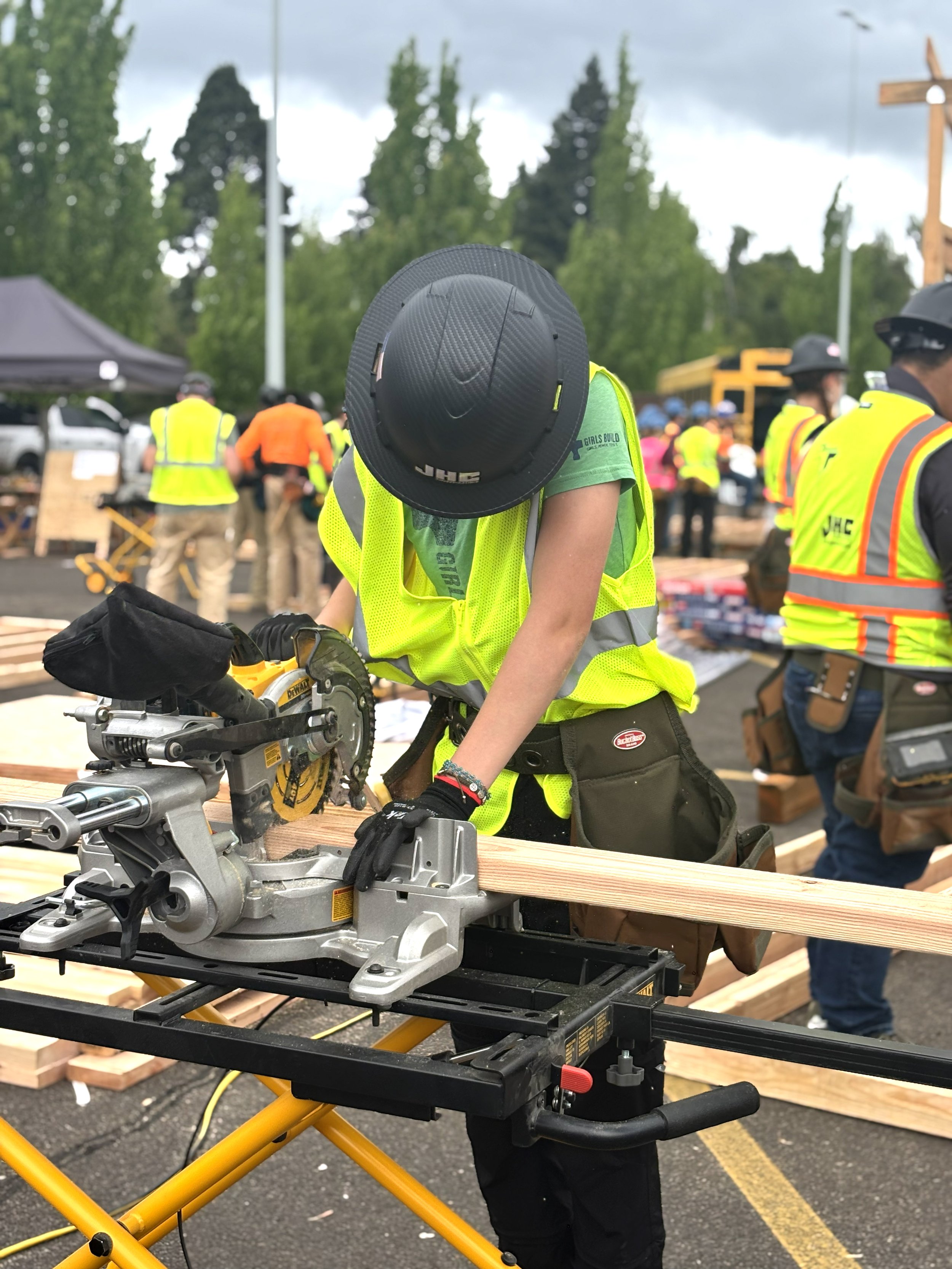 CEIF-2026-Chemeketa-Kids-Hardhat-Saw-Vest.jpg