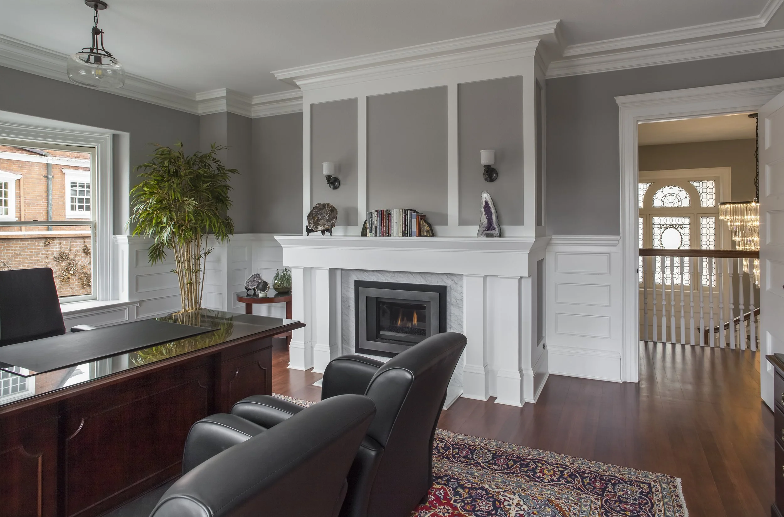 up office no lites.jpg