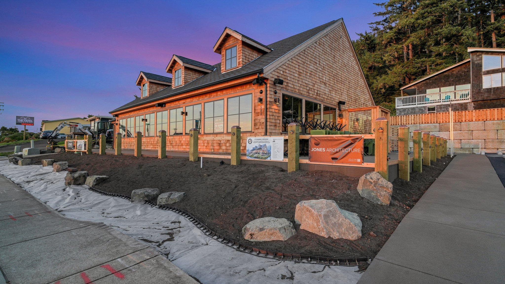 50_580_Hwy_101_N-Exterior-3219.jpg