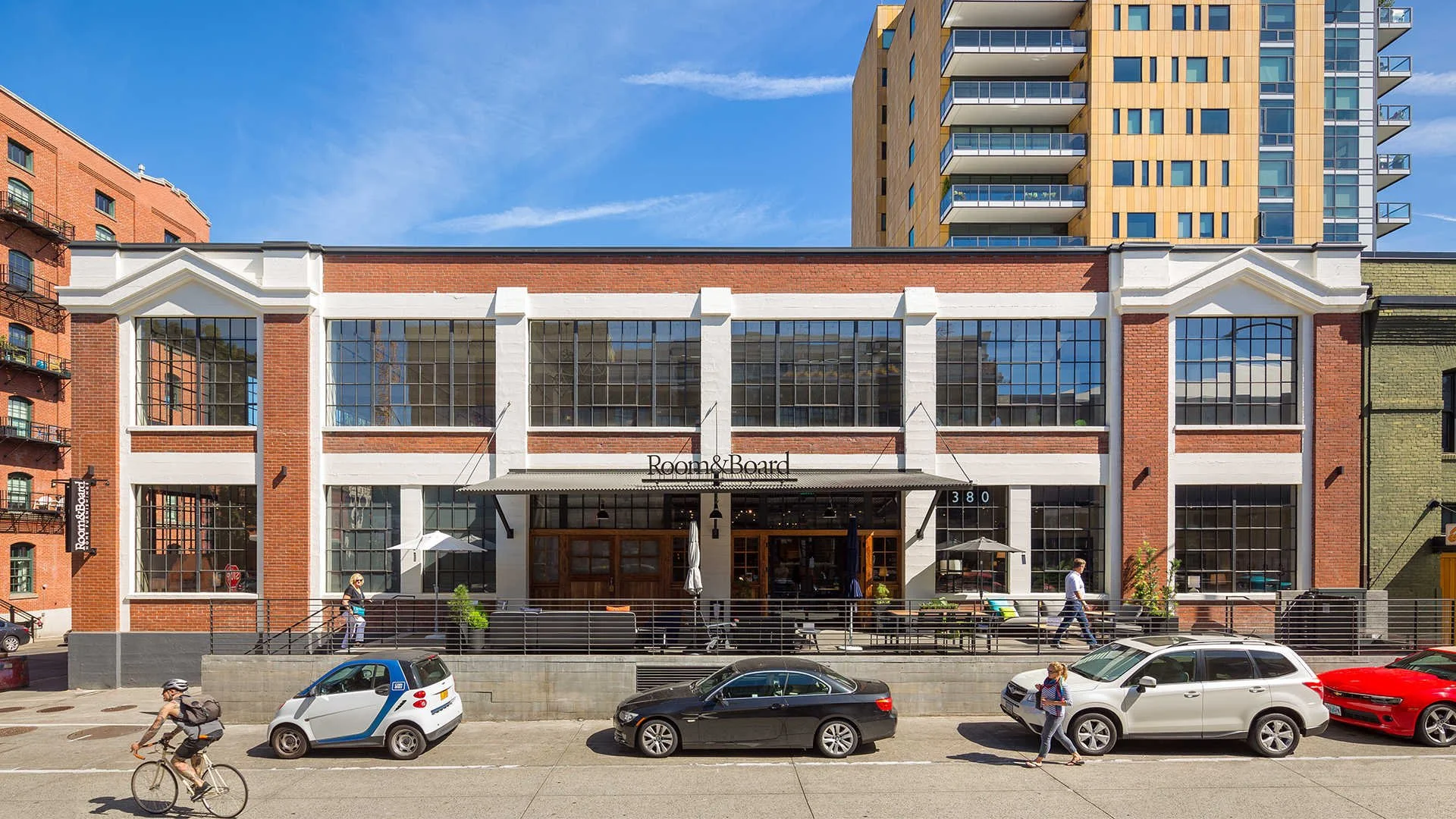 Jones-Architecture-Fisk-Tire-Building-Portland-JoshPartee-wide-cndsd.jpg