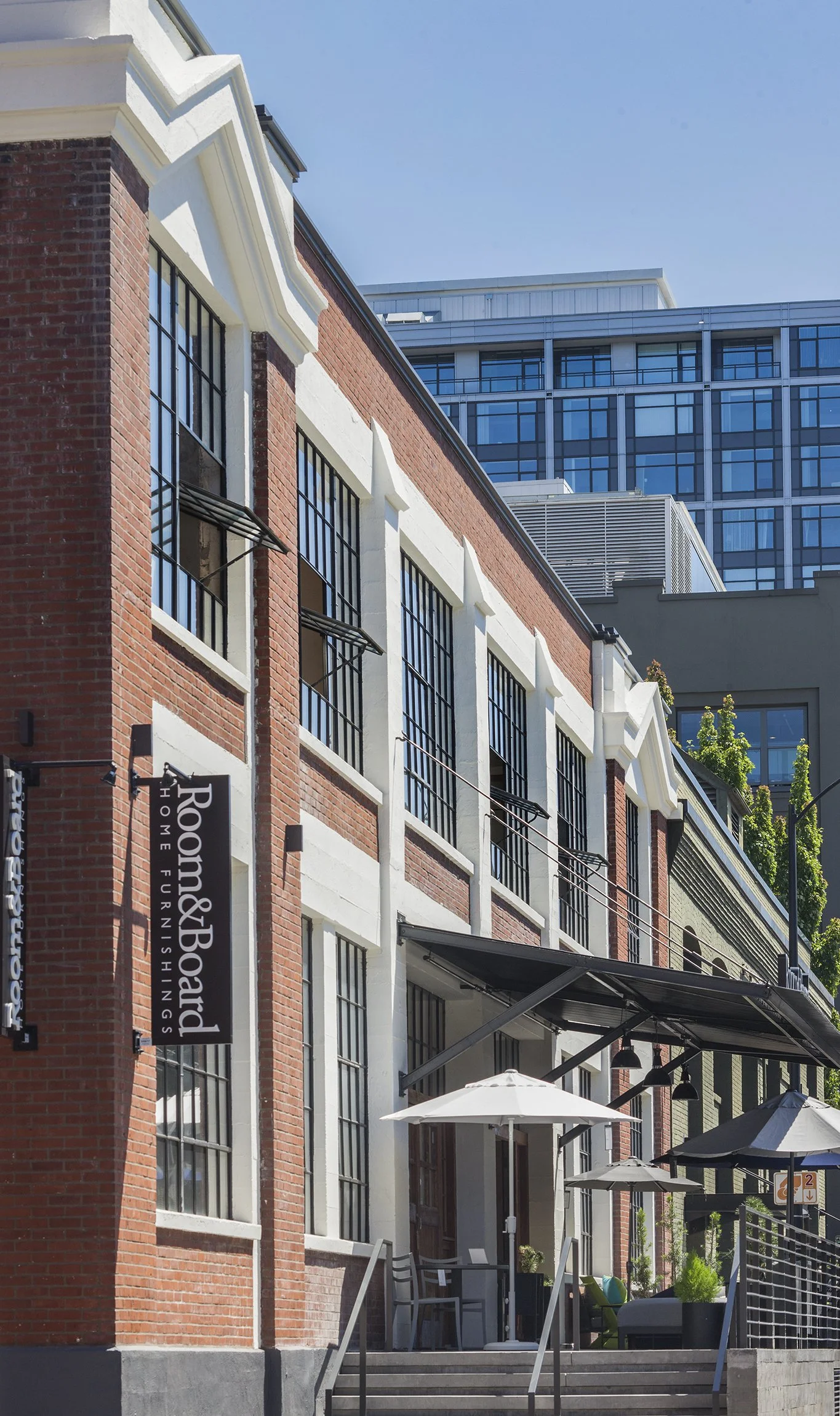 Fisk Bldg After closeup.jpg