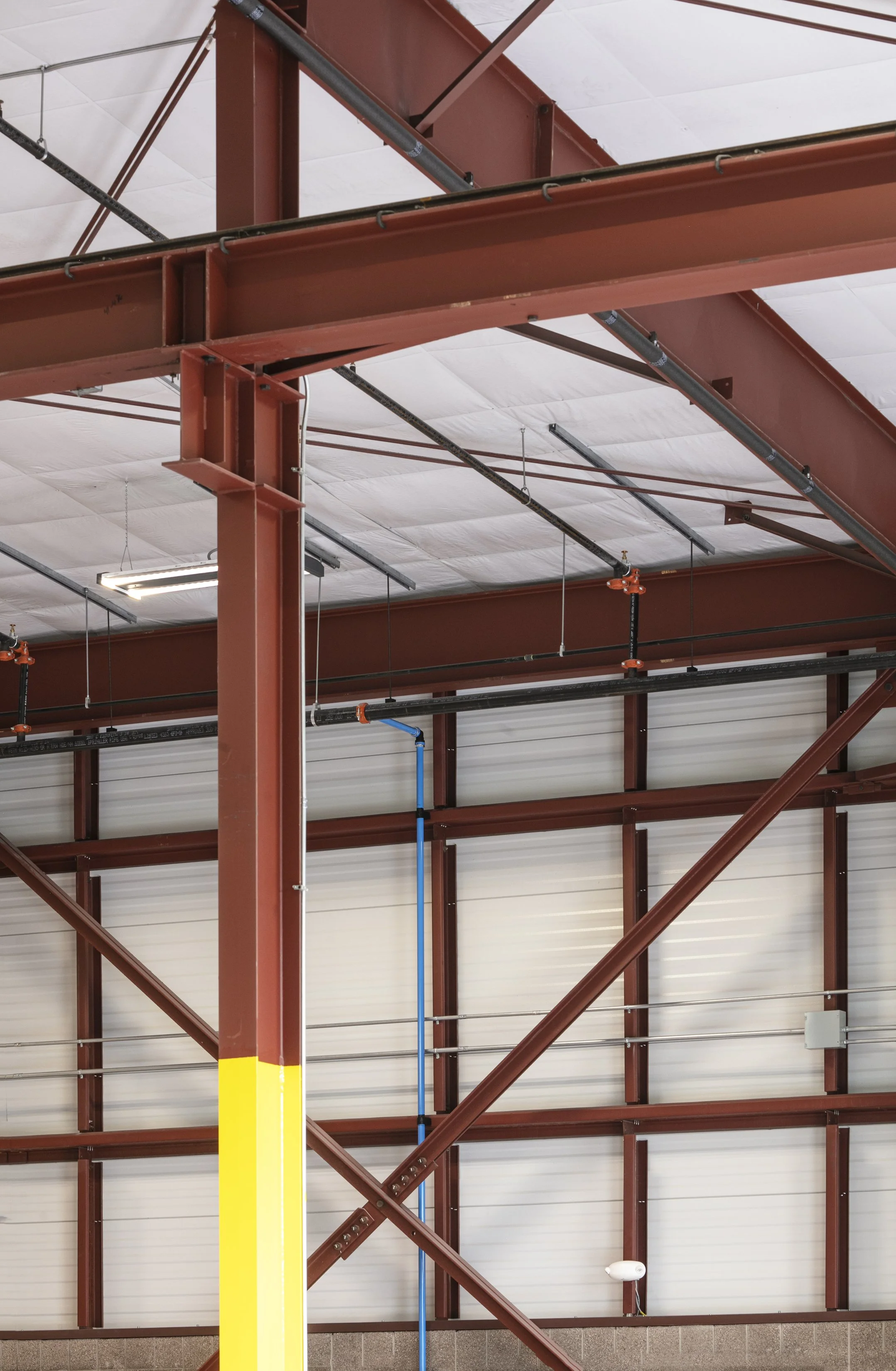 steel beams cross.jpg