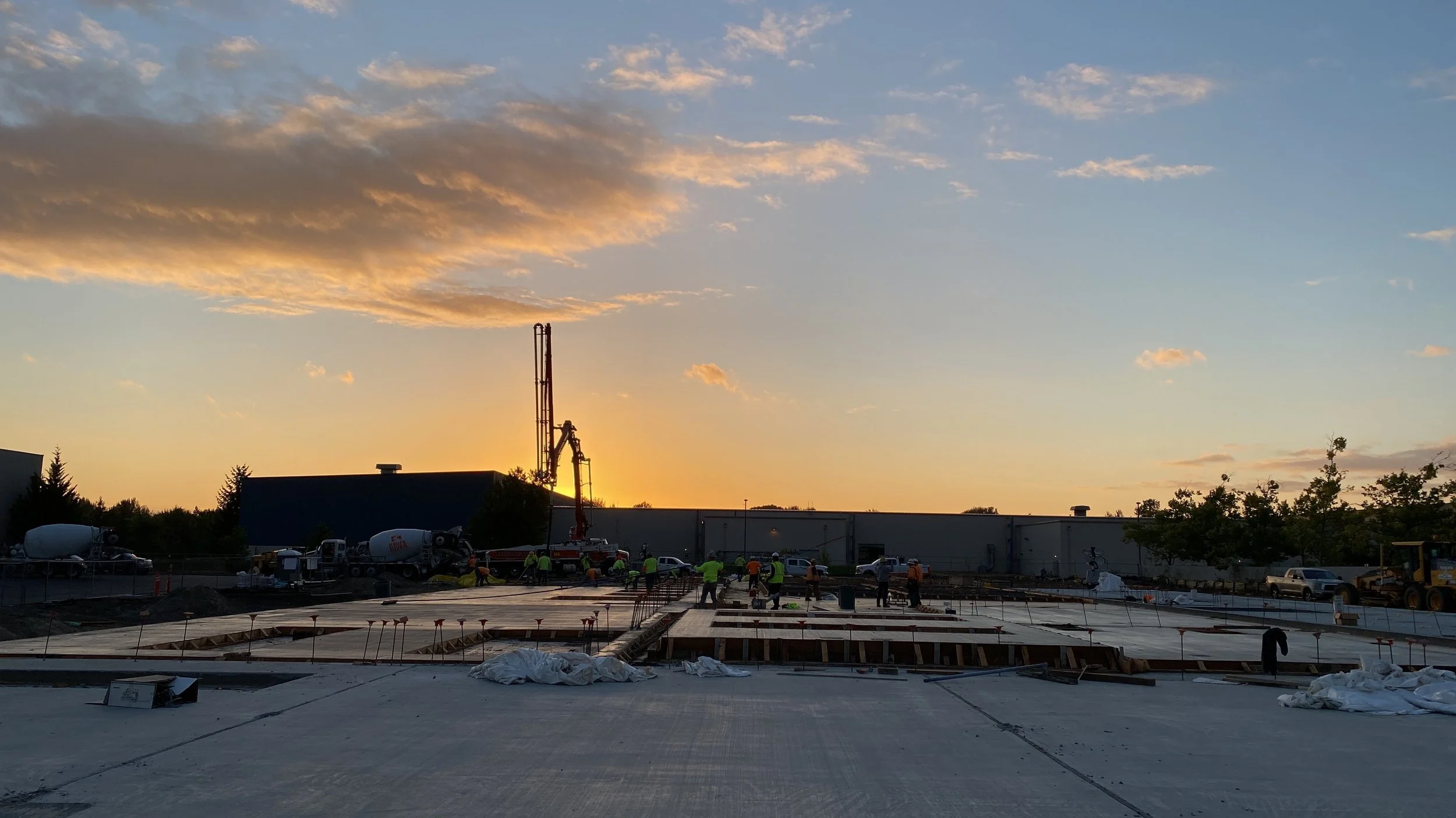 Ramsey Concrete Tilt Building Industrial Construction by JHC Companies in Portland Oregon Concrete Pour 10.jpg