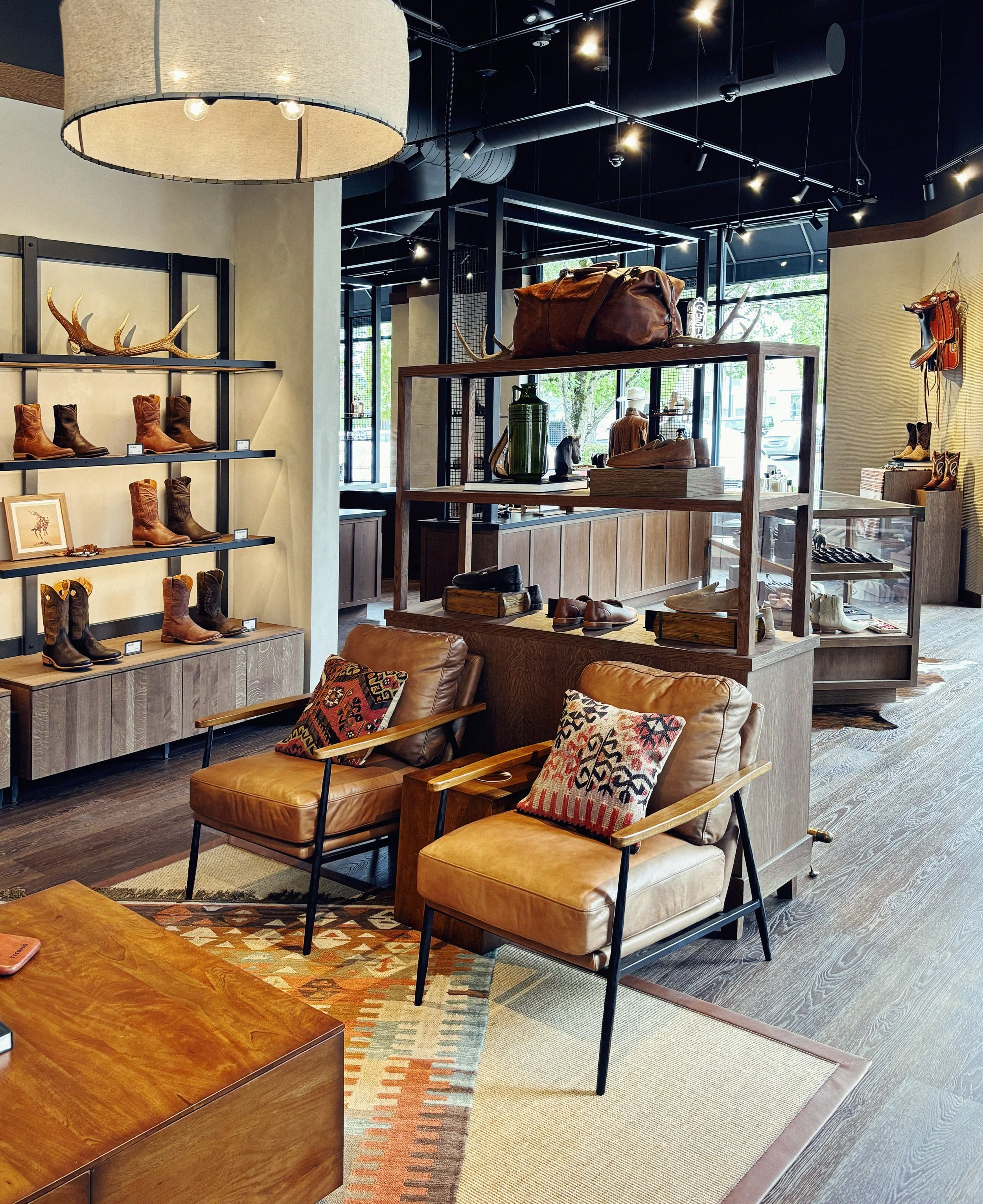 4-JHC-construction-tecovas-bridgeport-village-customer-experience-seating.jpg