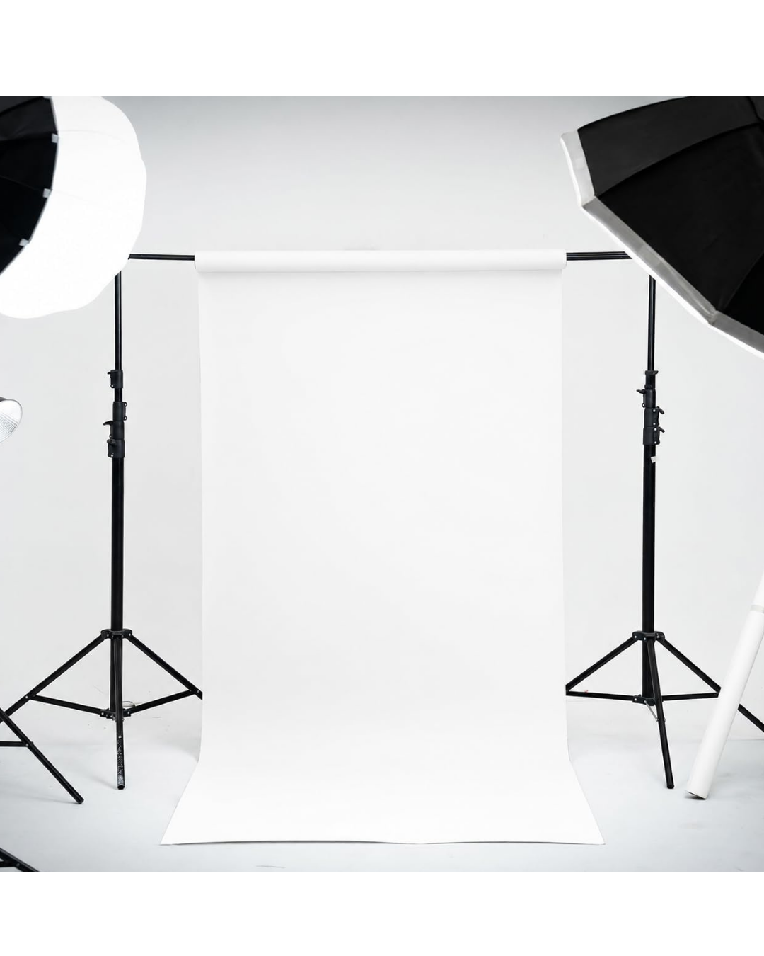 Kate Arctic White Seamless Paper Backdrop – 86" × 32.8'