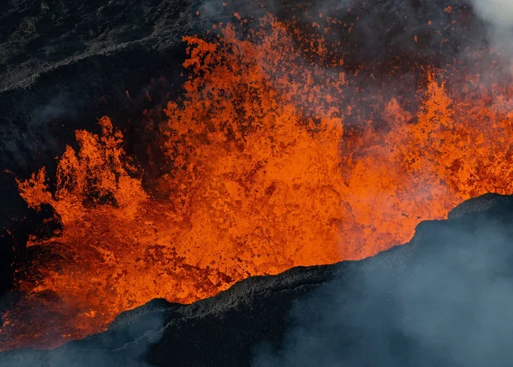 Mauna+Loa+Hawaii+Eruption+-+Cody+Roberts+Art.webp
