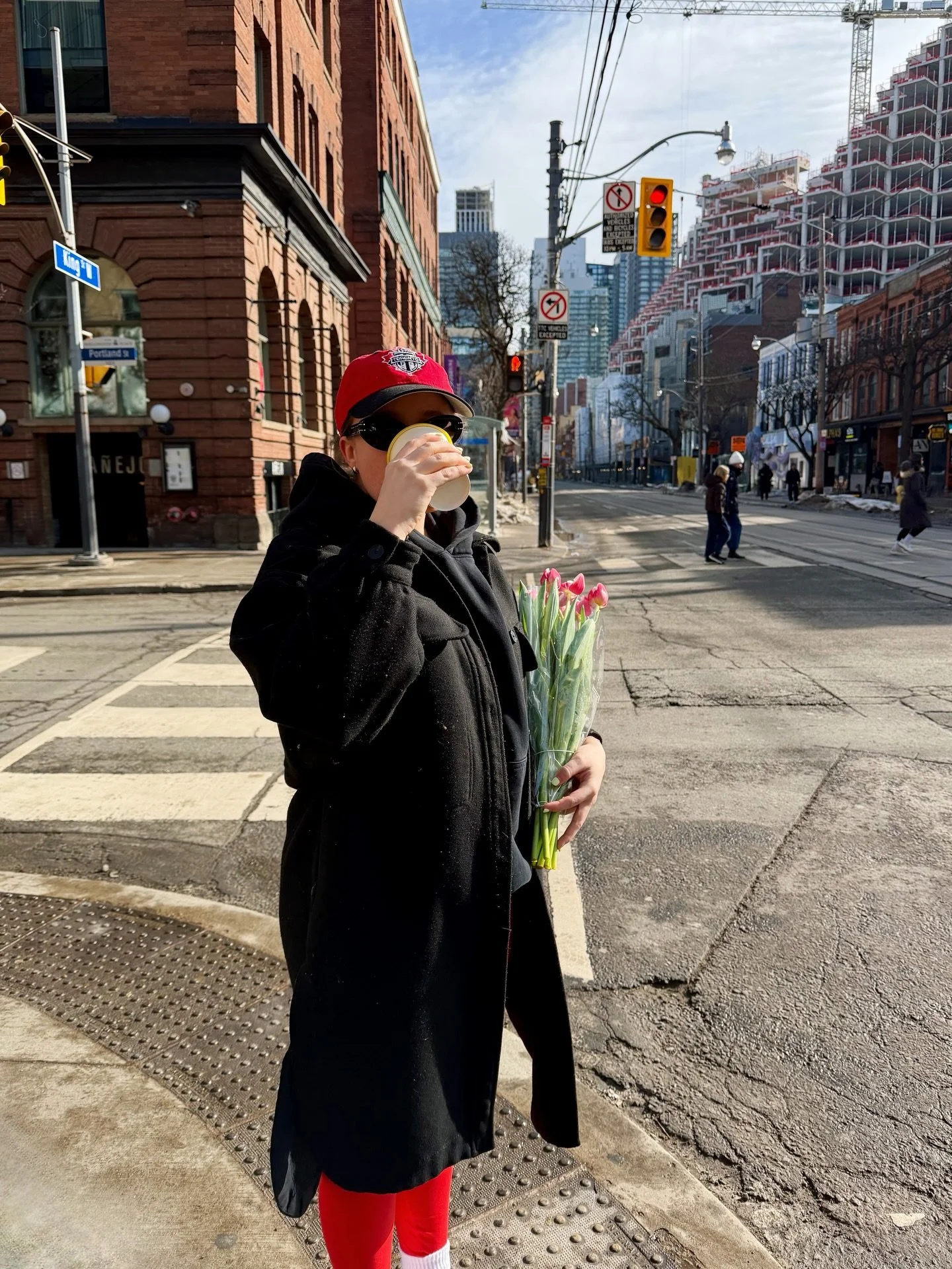 week 9/52 🌷❄️🏃🏻&zwj;♀️

so long February, you were short and sweet 💕

weekly highlights: 
⭐️ @runcrs @underarmourca Toronto 10k Training Run
⭐️ dog sitting Mr. Oliver
⭐️ several sunshiny days
⭐️ lil @leftfieldbrewery date
⭐️ sooooo much time spen