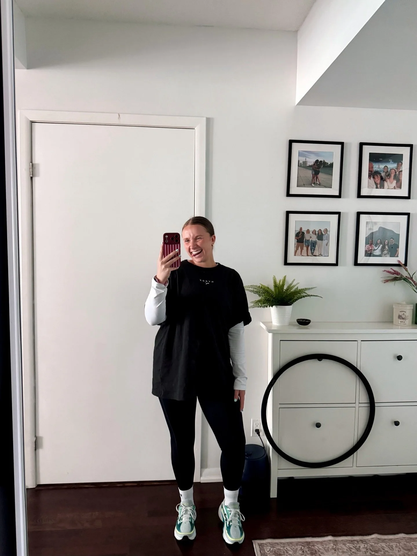 week 21/52 ☀️🐾🥯

we&rsquo;re a wee bit behind on this weekly update so here we are before I spam your feed with NYC content 😋 

weekly highlights: 
⭐️ filmed an exciting new partnership
⭐️ balcony season has commenced!
⭐️ relaxed more than I knew 