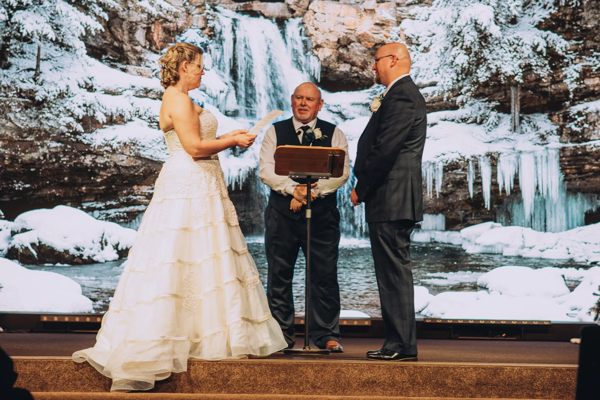 SteveRobinWeddingDIGITAL-48.jpg