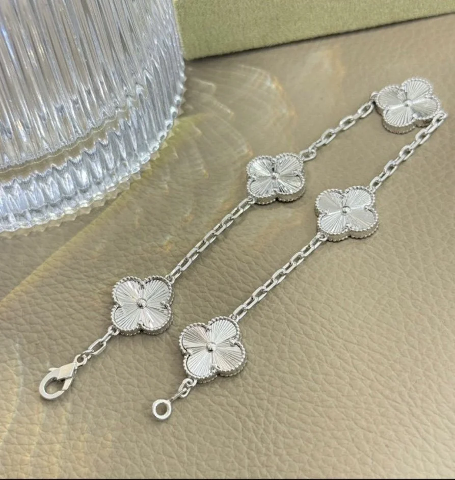 Silver Clover Bracelet