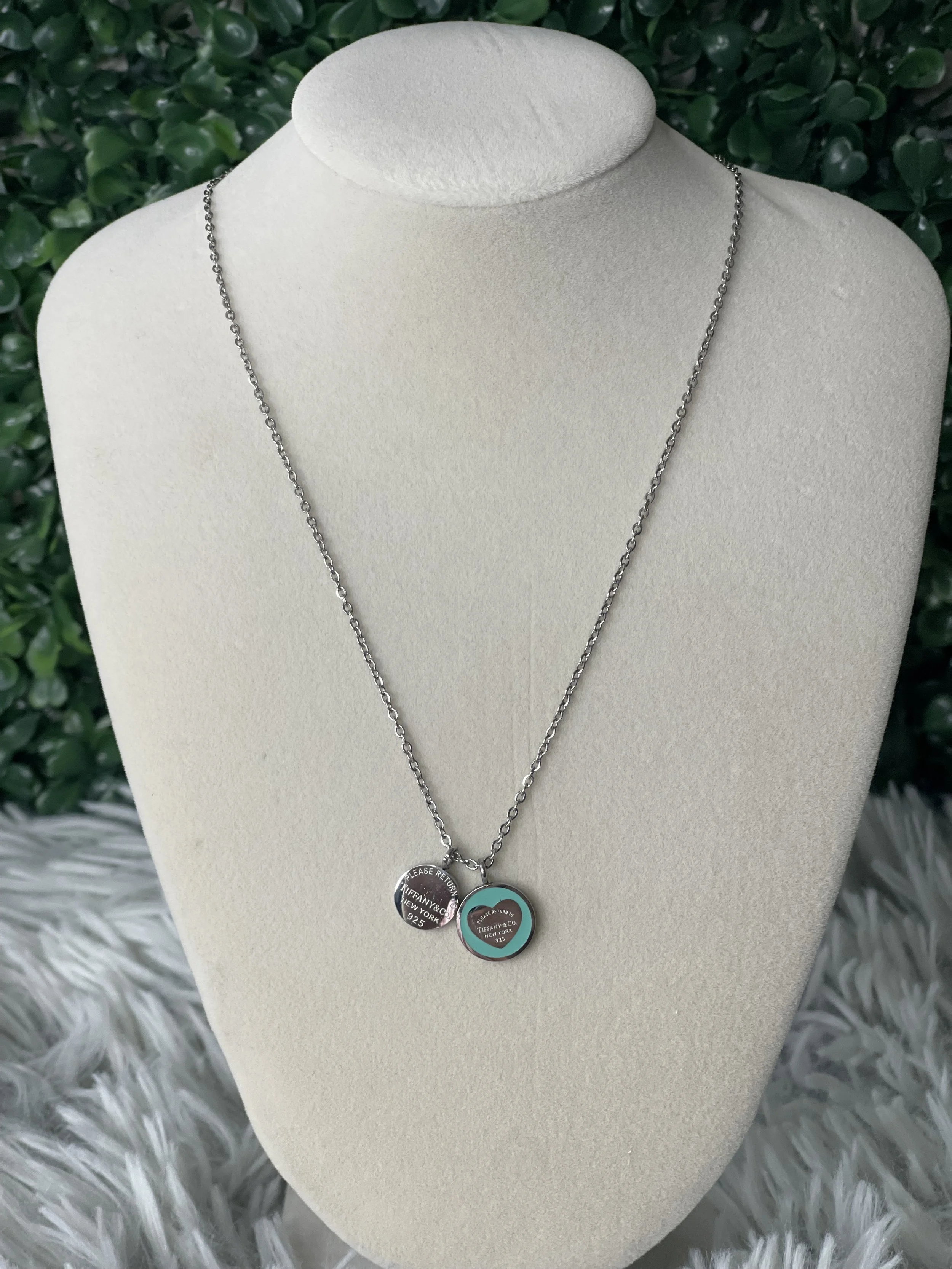 Tiff@ny Pendant Necklace