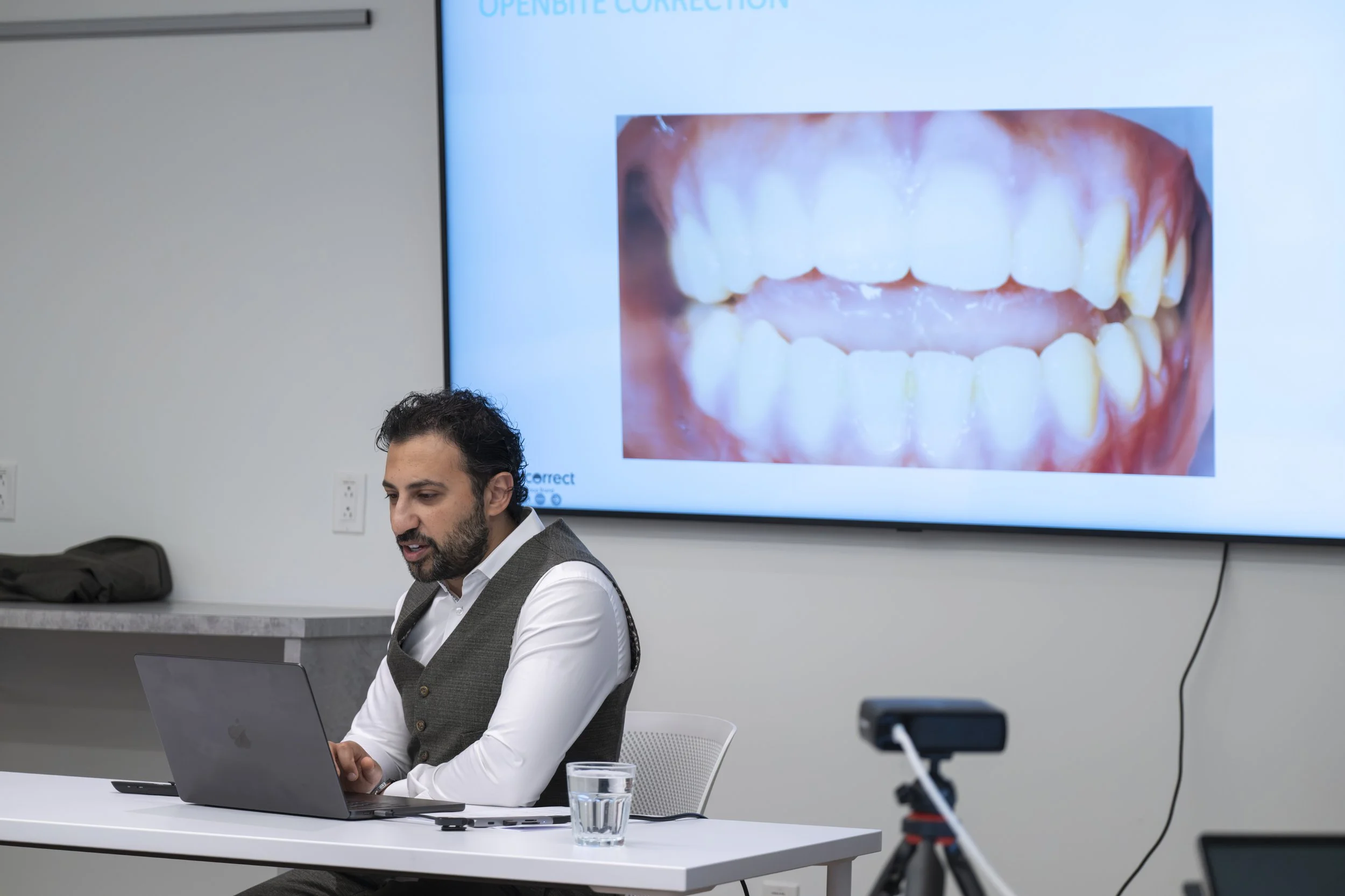 EduOrtho 1-02.jpg