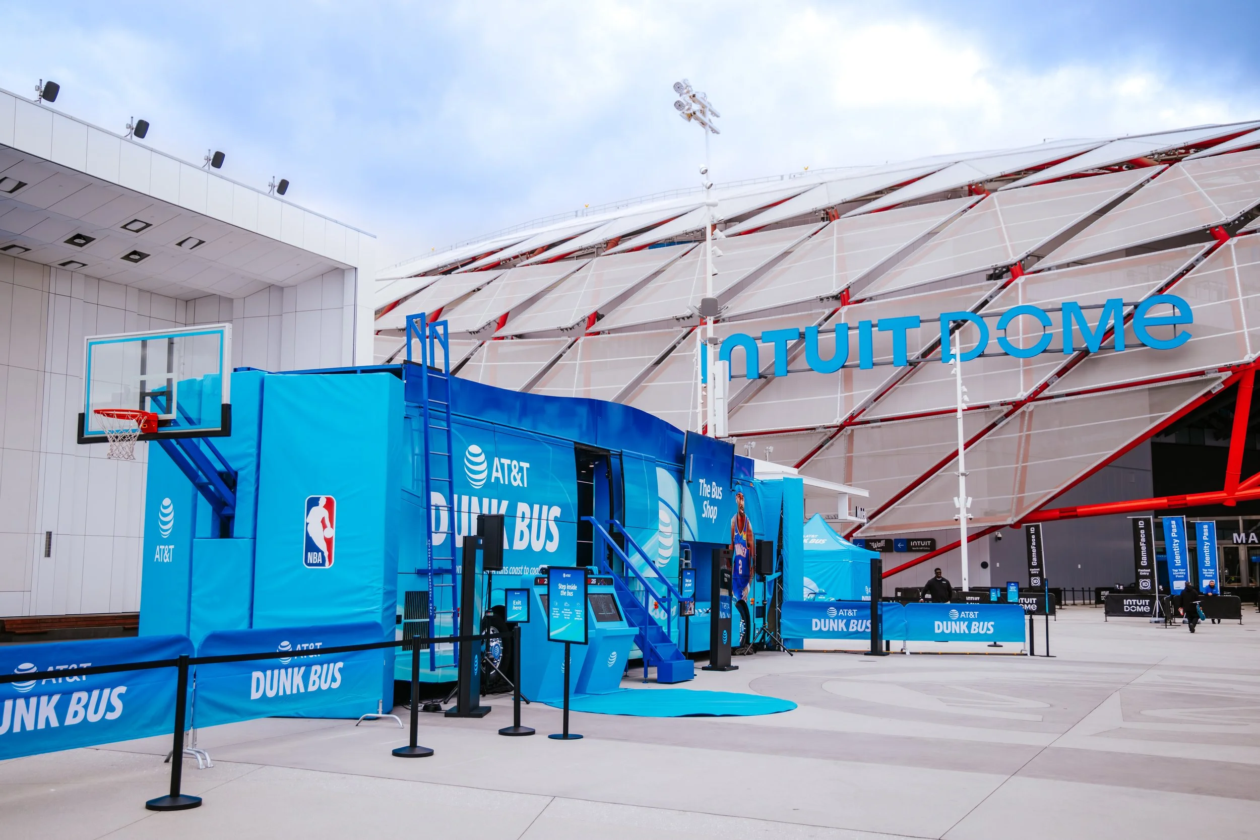DunkBus-IntuitDome-3.jpg