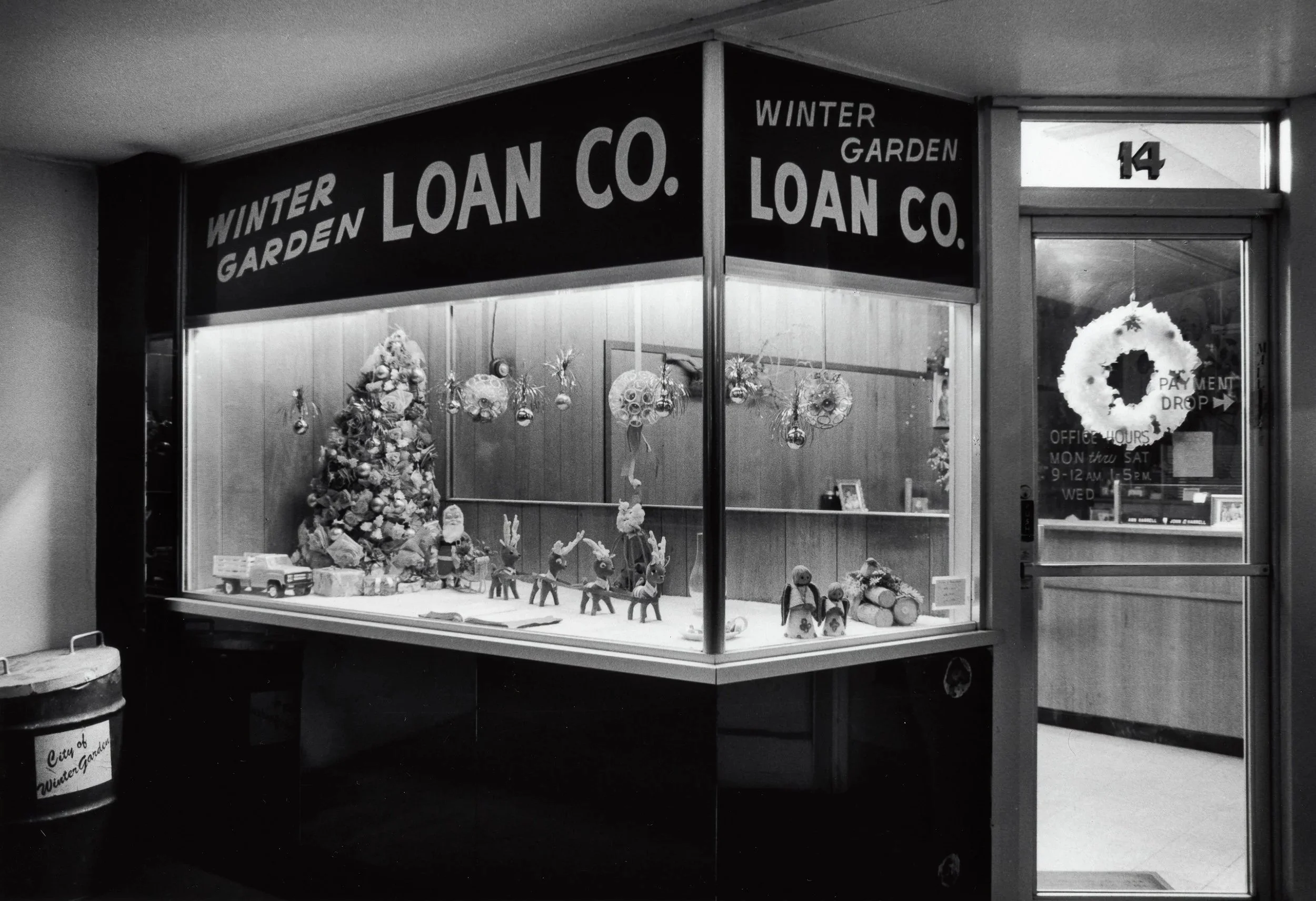 Loan Company, Christmas, 1987