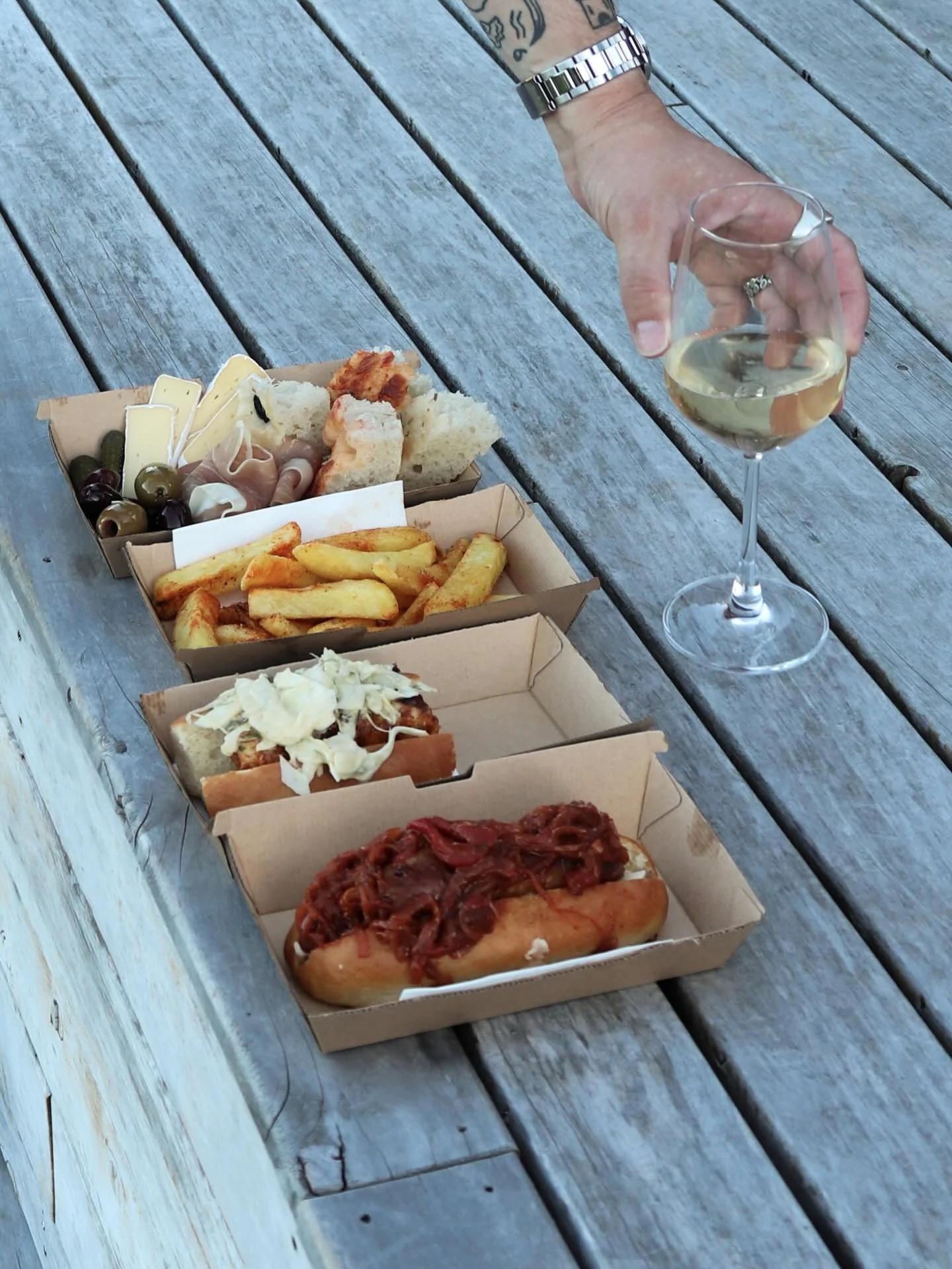 We got our film back and the hot dogs deserve their own moment 🌭

A small snap of the tasty bites from our second Gather, with @mattbidwah doing what he does best with a seriously good spread... 😮&zwj;💨