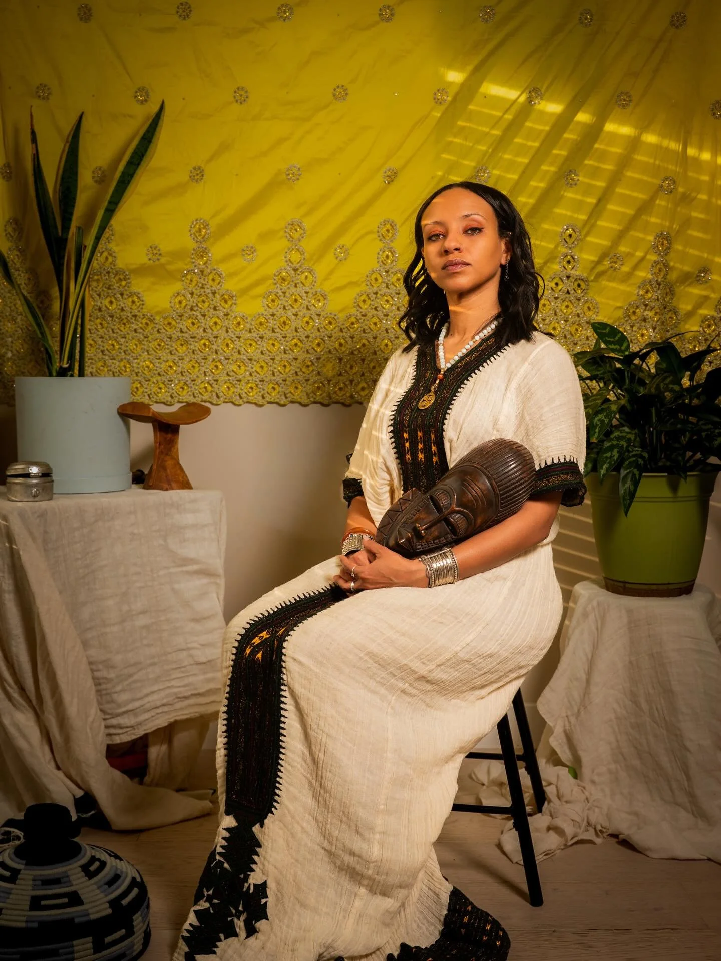 Vintage Abesha Kemis/ Zuria 🇪🇹🇪🇷
finished with hand embroidery you can actually *feel*.

Handmade textiles carry a different kind of energy. The texture, the weight, the movement of the threadwork all reflect the time and care behind each stitch.