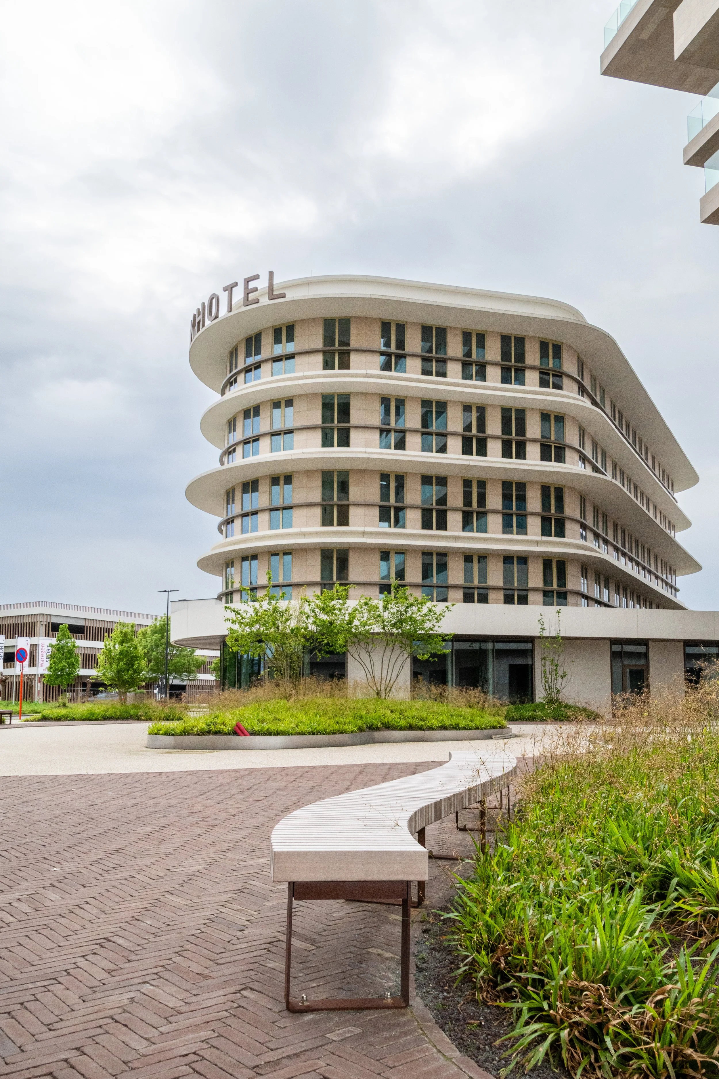 Architecture Waregem Parkhotel.jpg