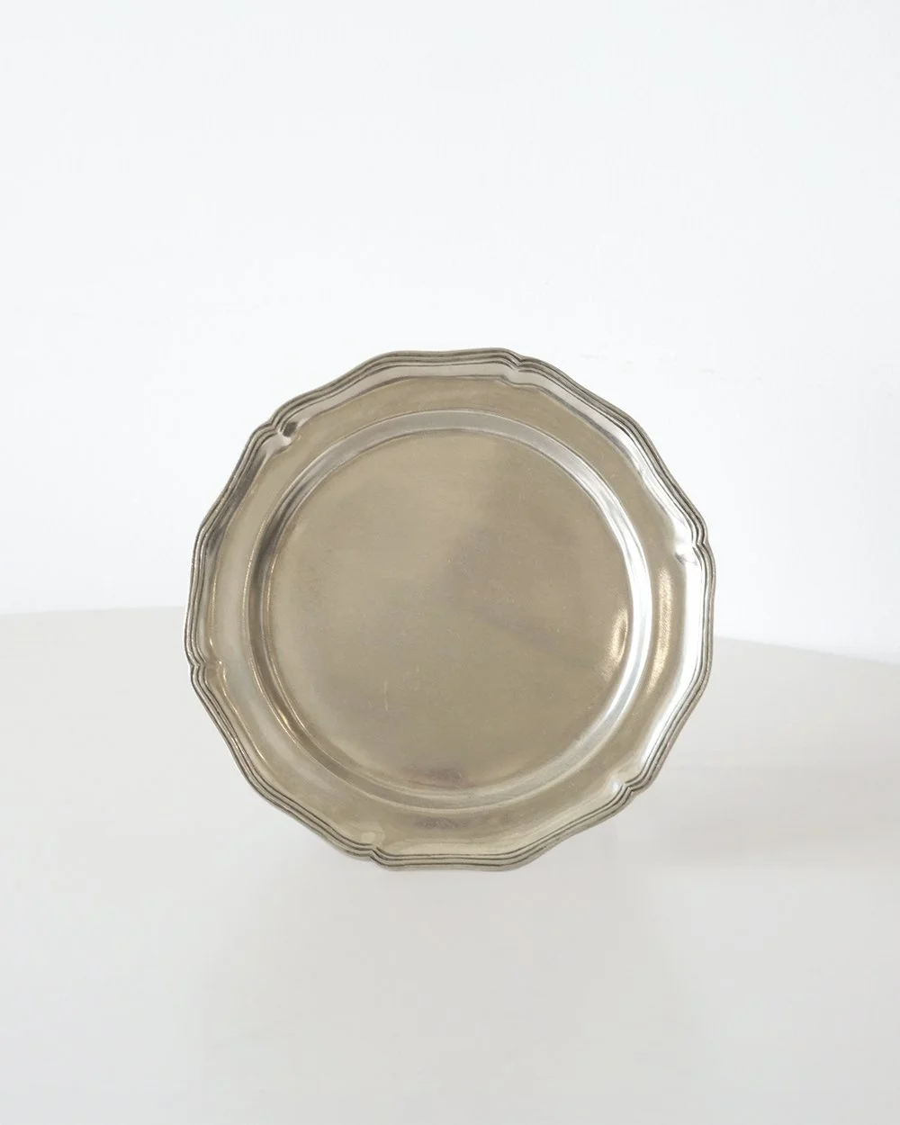 floralrountplate.jpg
