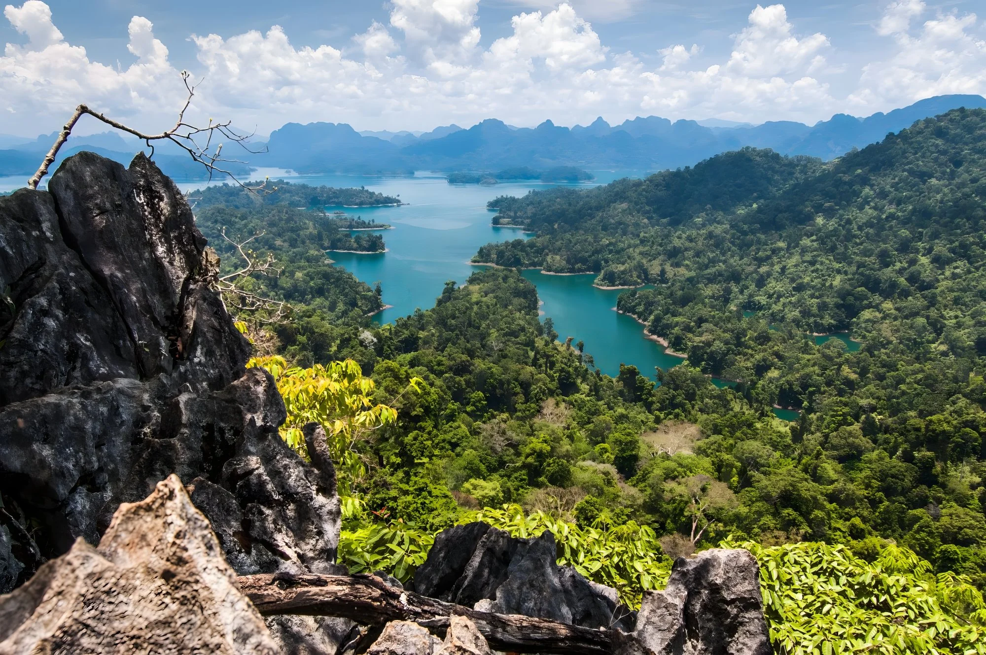 khao_sok drone view.jpeg