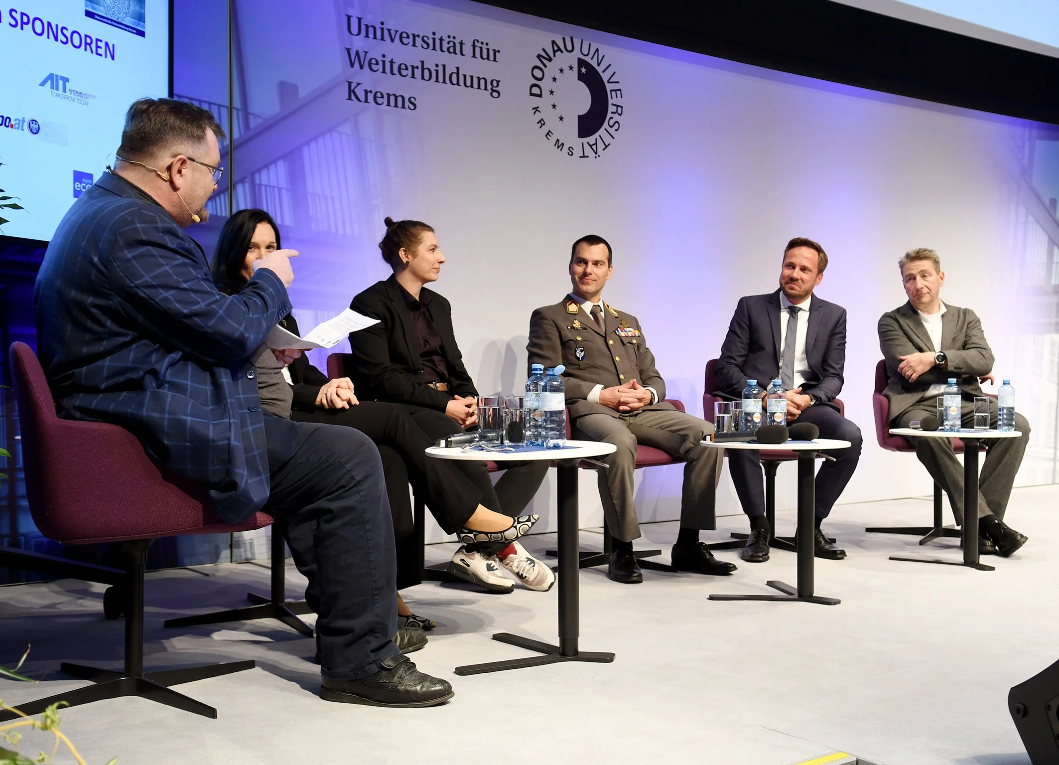 Eine Podiumsdiskussion auf der Donauuniversität Krems