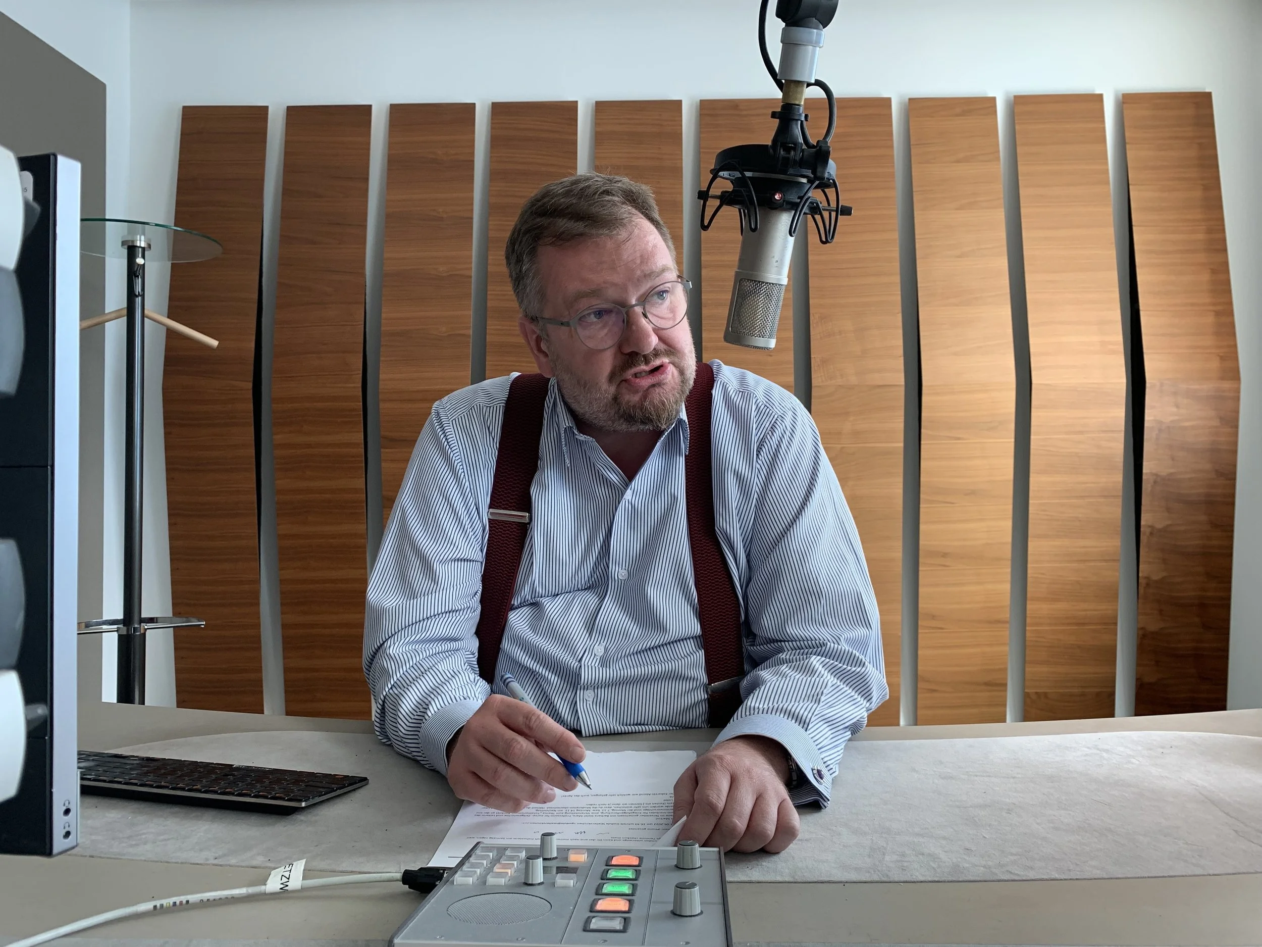 Martin Haidinger im Ö1 Sendestudio