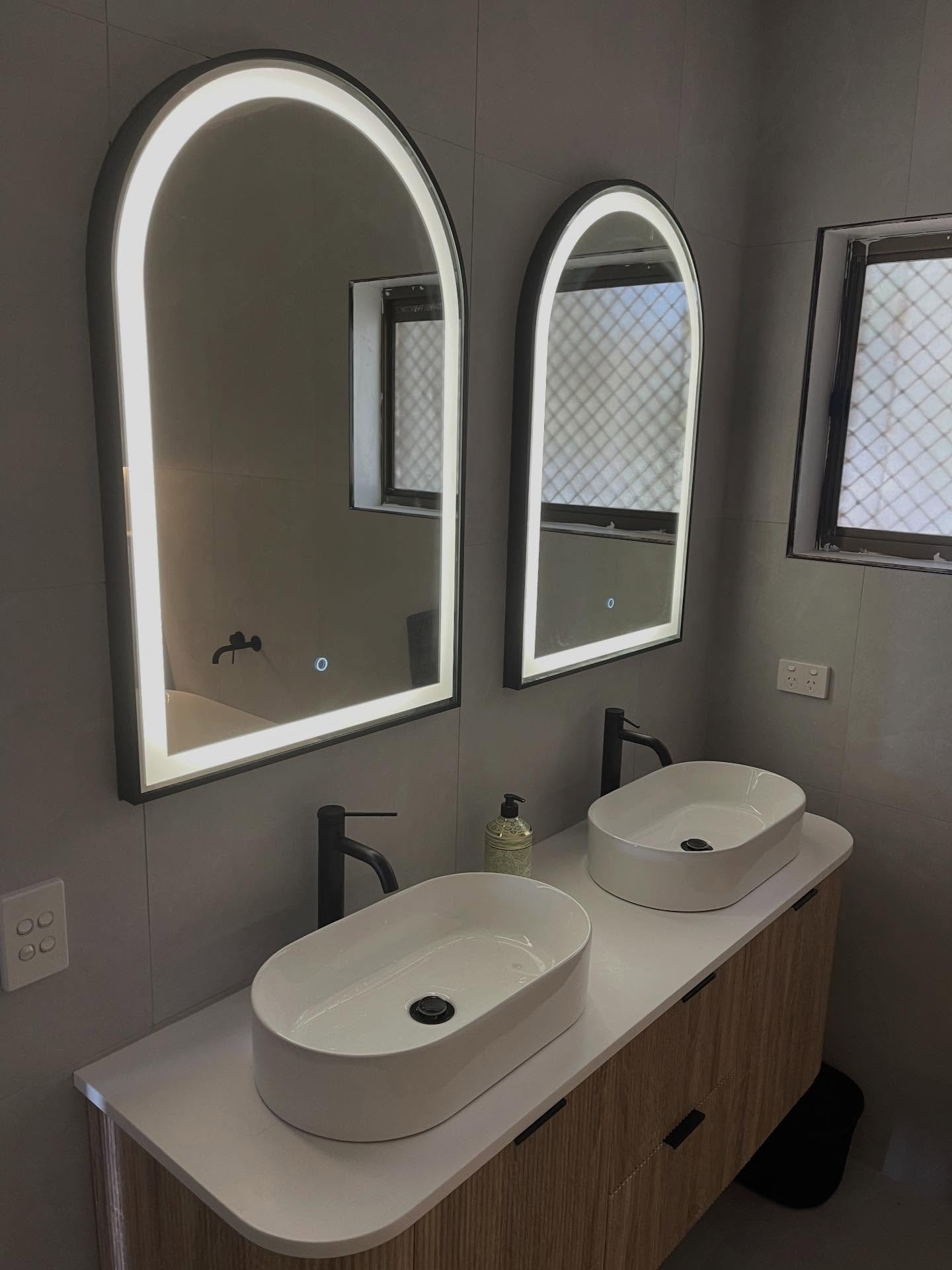 Fresh tiles, fresh spaces. Bathrooms and laundry all levelled up 💪🏿✨

Enquire via DM or email.

#BDTilingSolutions#tiler#tilerlifemelbournetilerfreshfinishrenovationsbathroomlaundry