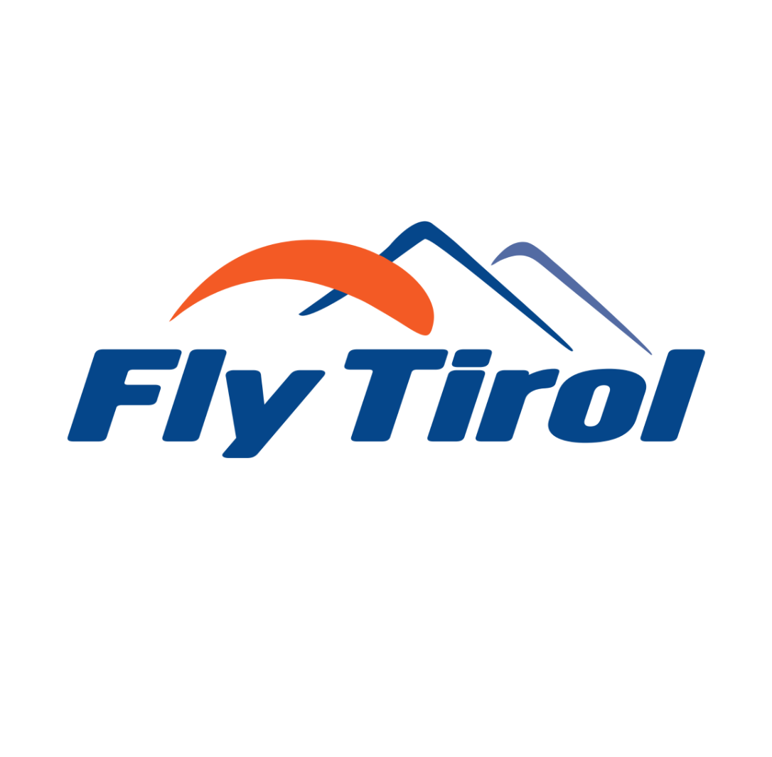 Logo mit Mountain-Design und dem Text 'Fly Tirol' in blauer Schrift.