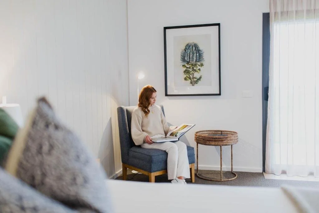 13th beach room.jpg