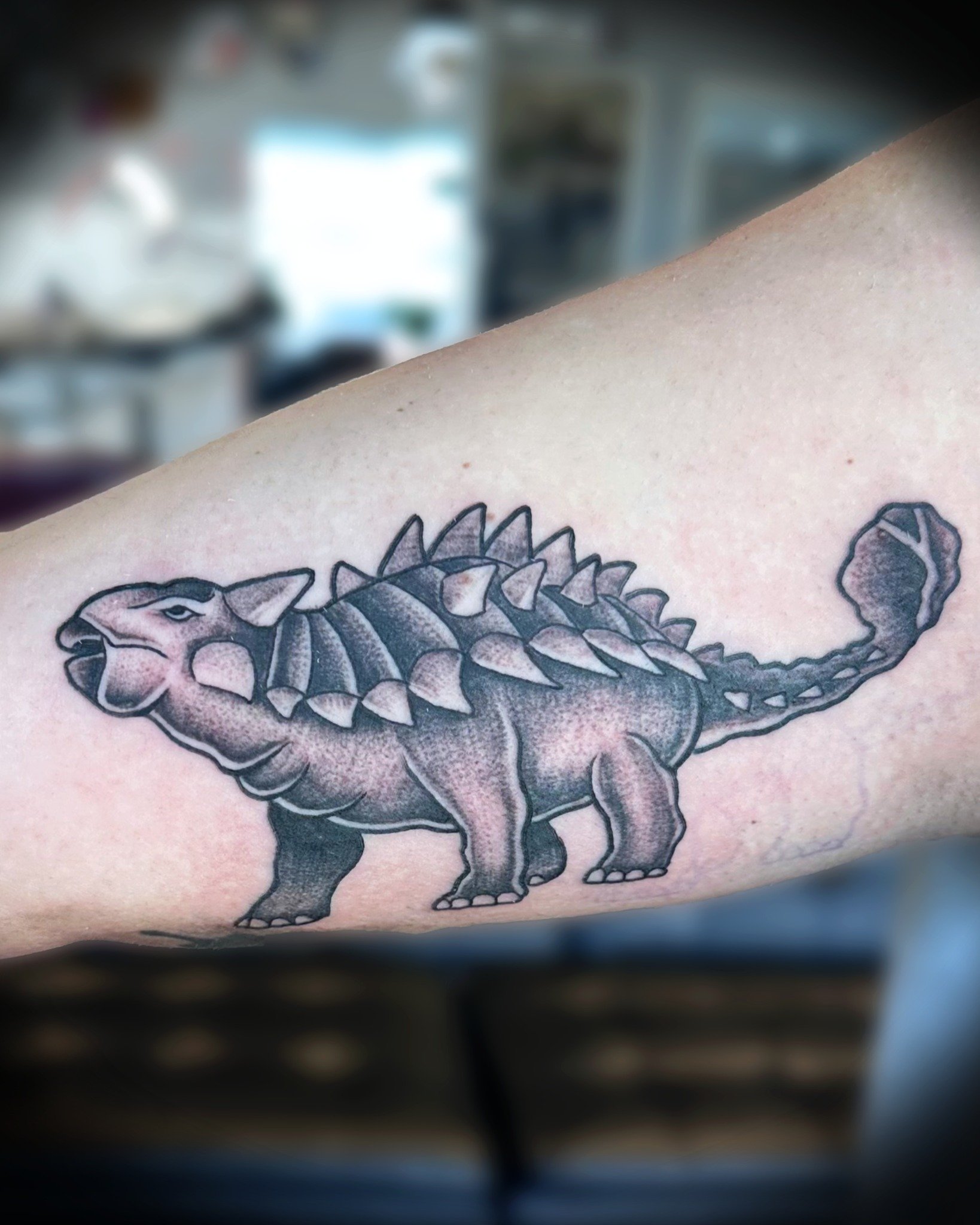 Alright&hellip; name this dinosaur 🦖
Thanks Lily for always bringing the coolest ideas!