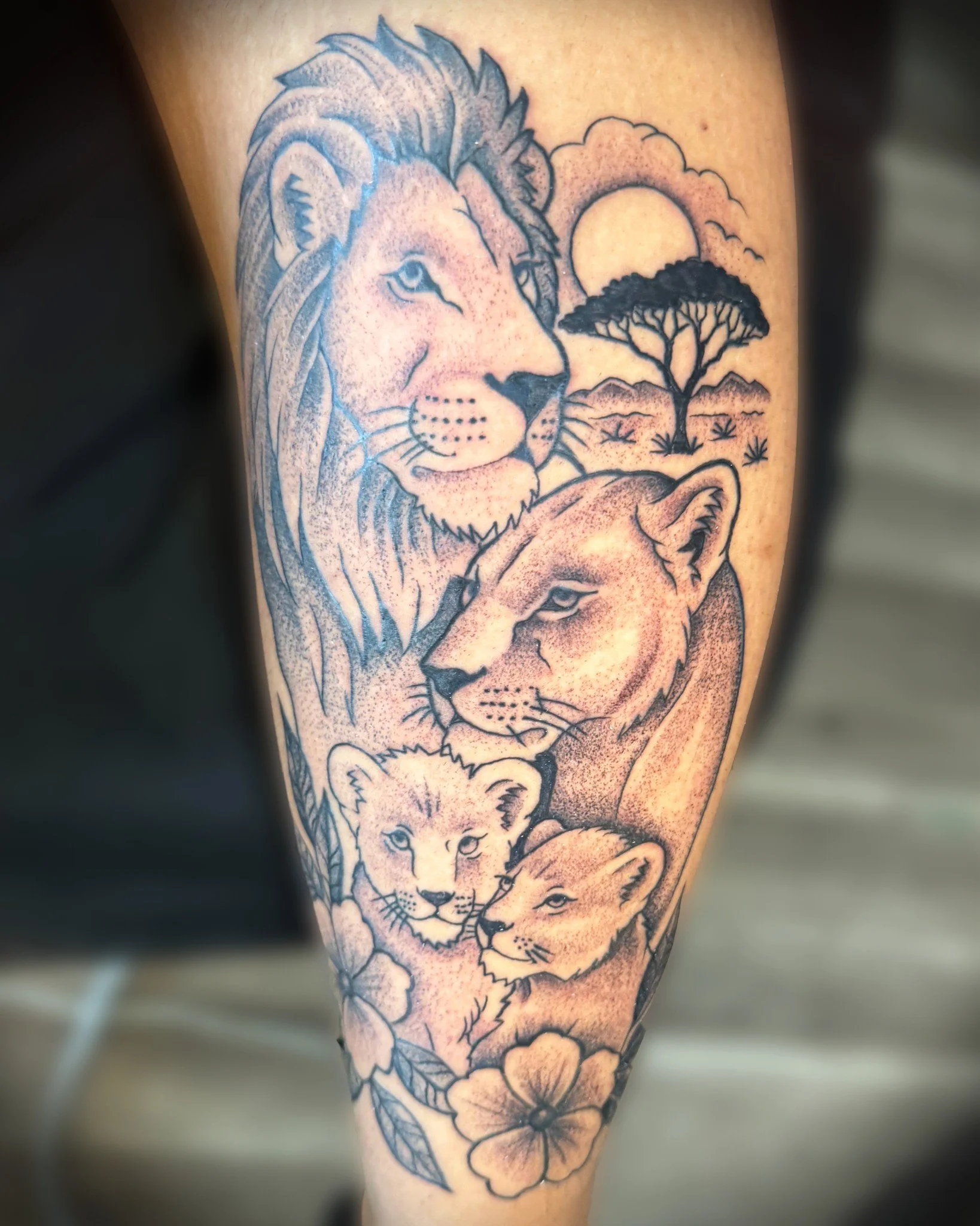 Here&rsquo;s the freshly finished lion family piece!** 🦁

We shared a little of this one while it was in progress, and now it&rsquo;s finally complete. This was a little outside Flebbe&rsquo;s usual comfort zone, but we had a lot of fun bringing it 