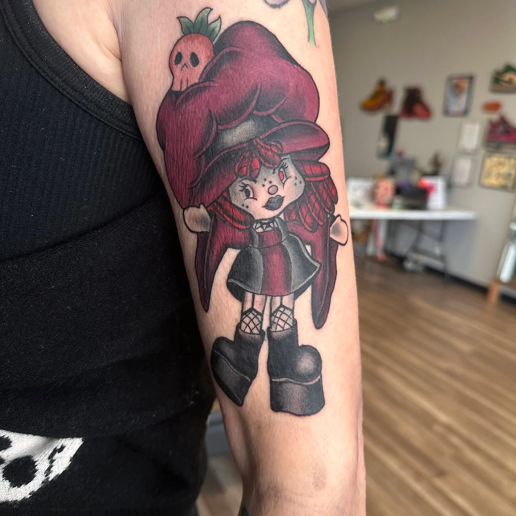 Here&rsquo;s an oldie but a goodie from Flebbe! 

GothBerry Shortcake 💀🍓

Sweet, spooky, and just the right amount of questionable. 😂

Who else grew up with Strawberry Shortcake and would absolutely wear the goth version?
