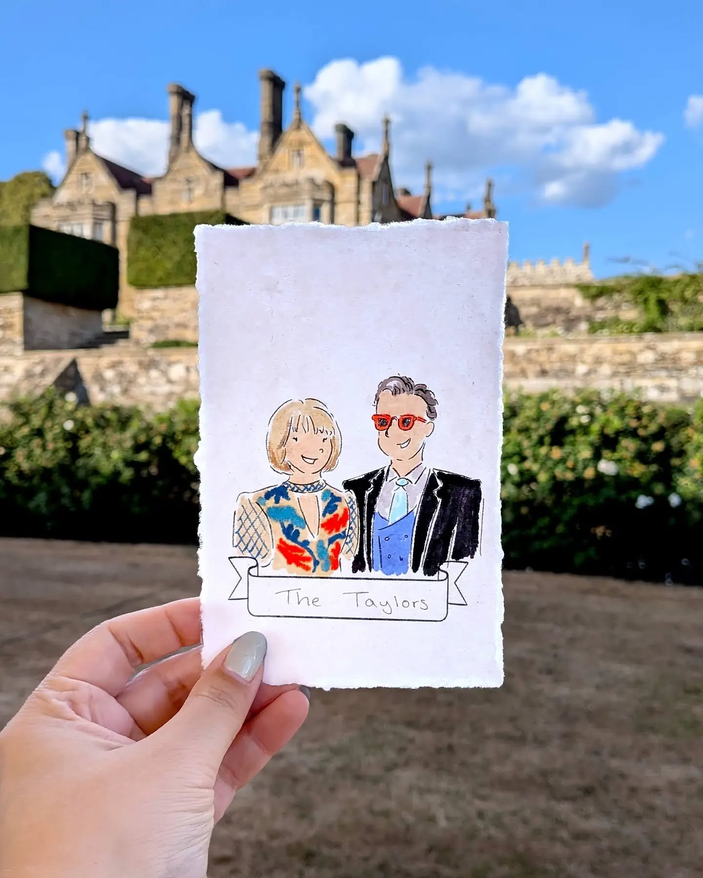 Gorgeous sunshine? ✔️
Gorgeous scenery? ✔️
Gorgeous people? ✔️

This was from B&amp;N's fabulous wedding reception at Buckhurst Park last month! When I say this place was stunning, boy do I mean it. There was an incredible view of the sunset over a l