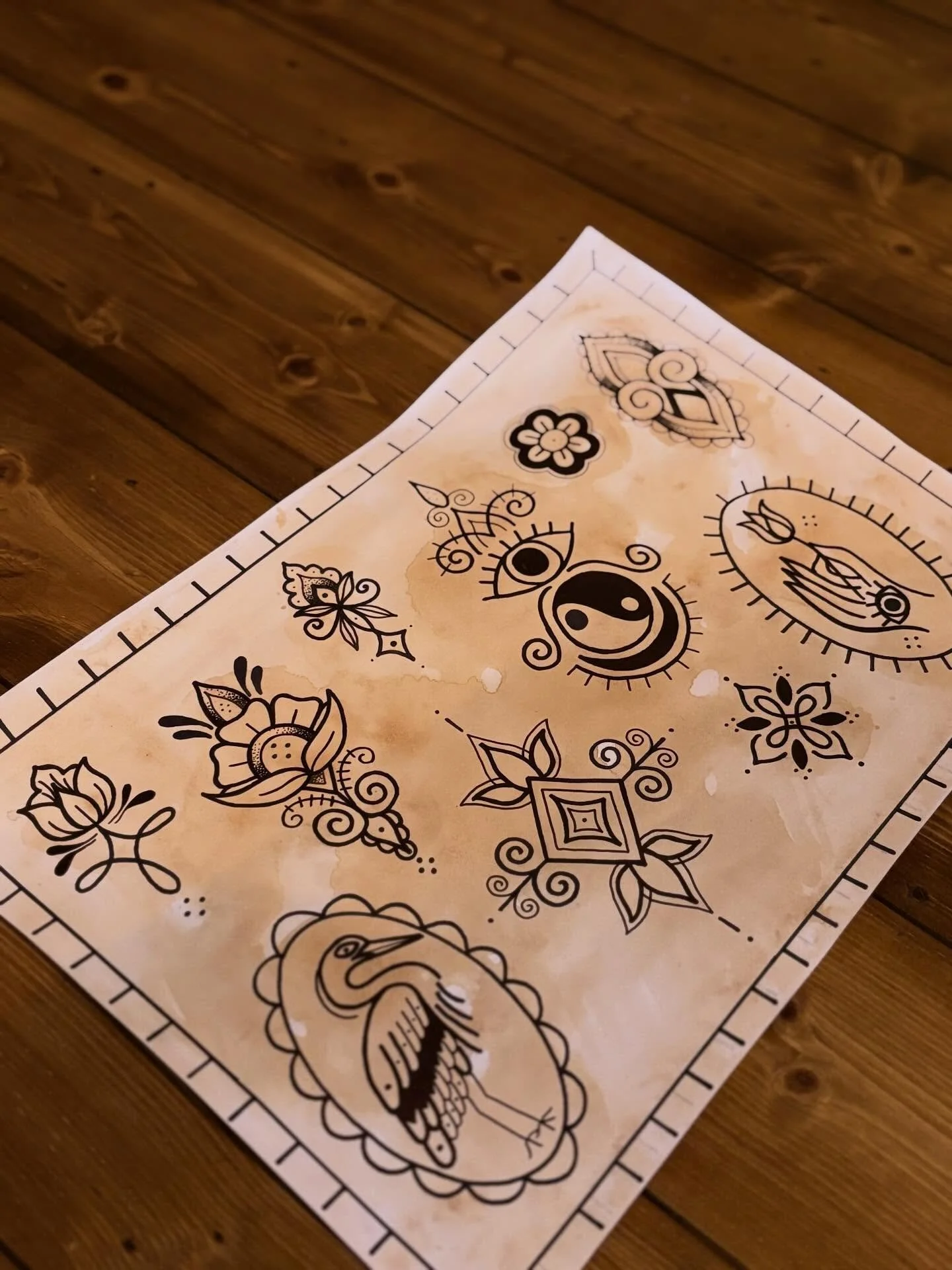 Bold ornamental flash designs with some rough placement ideas. It&rsquo;s sometimes tricky trying to picture how a piece will fit so thought this might be helpful! @supertouchtattooparlour 

#handpoke #tattoo #ornamentaltattoo #flashtattoo #flashdesi