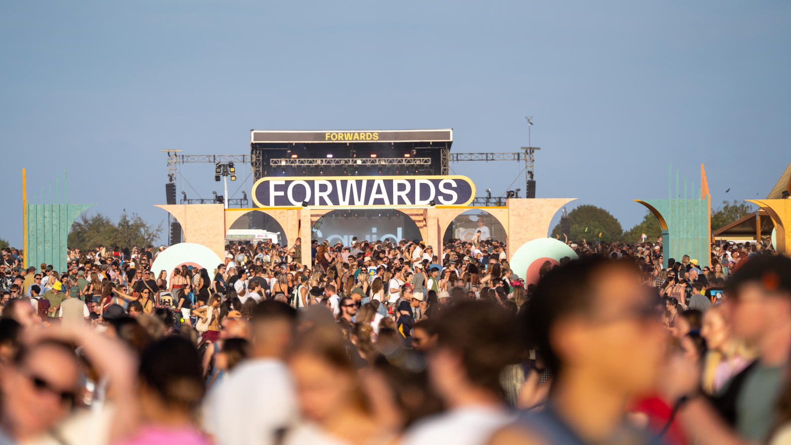 FORWARDS FESTIVAL