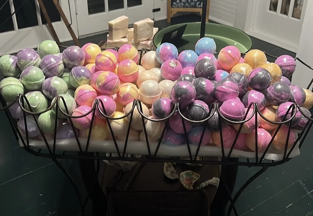 Nourishing Bath Bombs
