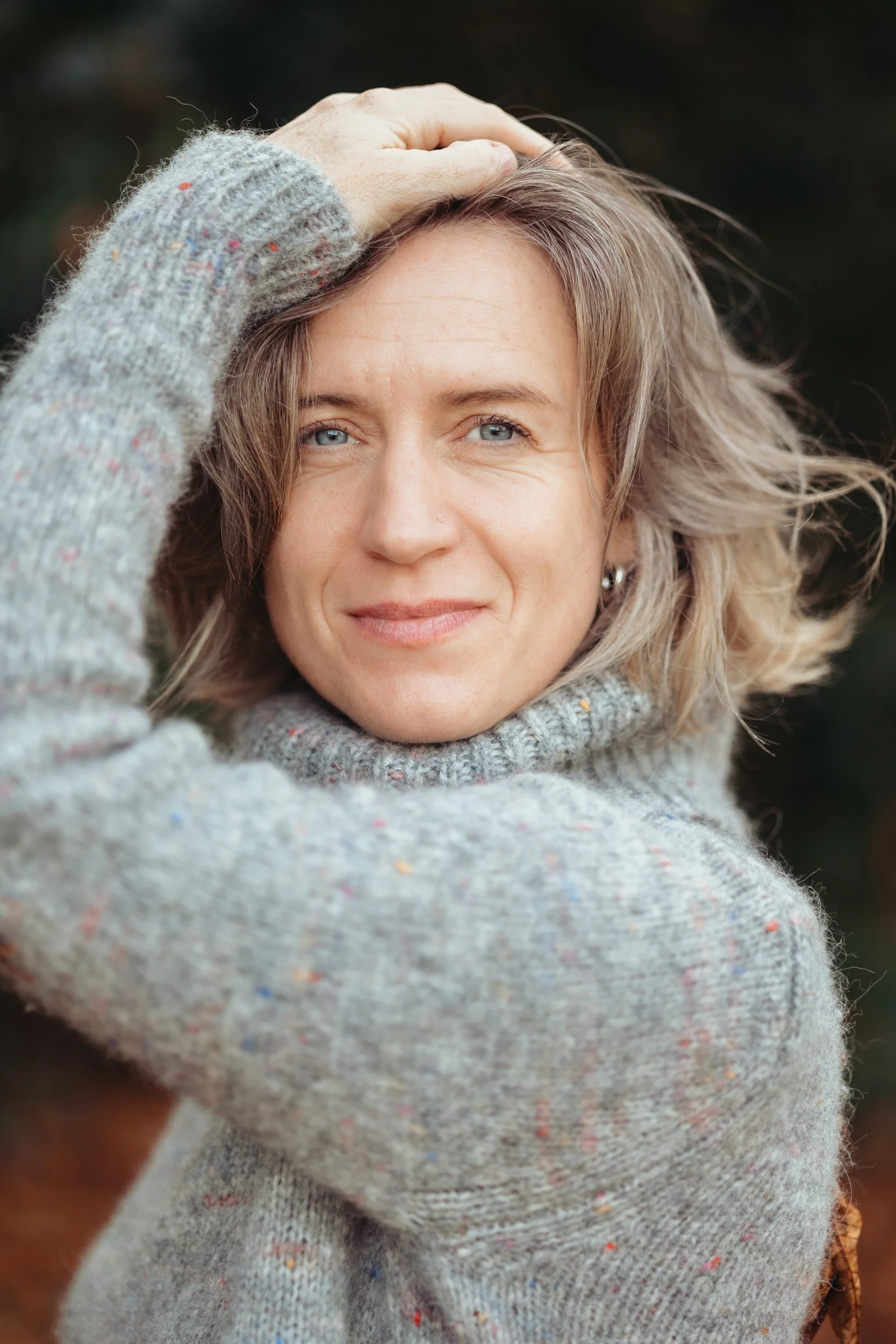 Portrait of Holly Warren, yoga teacher and teacher trainer in Bath