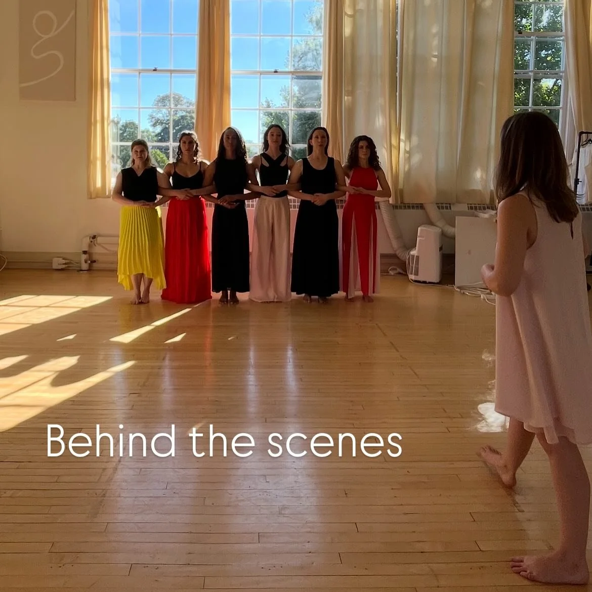 This candid phone capture during a company photoshoot with @lannamahon is a perfect example of the work that performers put in that doesn’t just involve ‘creating dances’.
On Saturday ORH Dance had the opportunity with all dancers