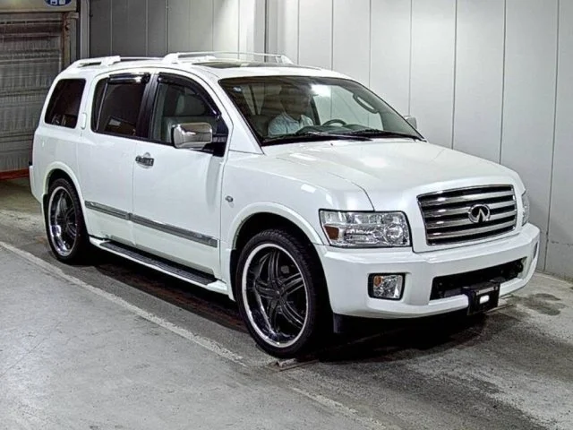 Nissan infiti rare white