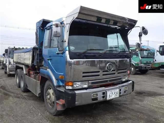 nissan big thumb truck