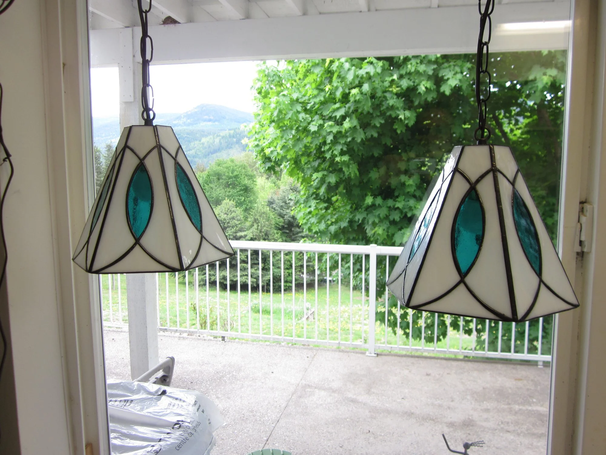 matching swag lamps.jpg